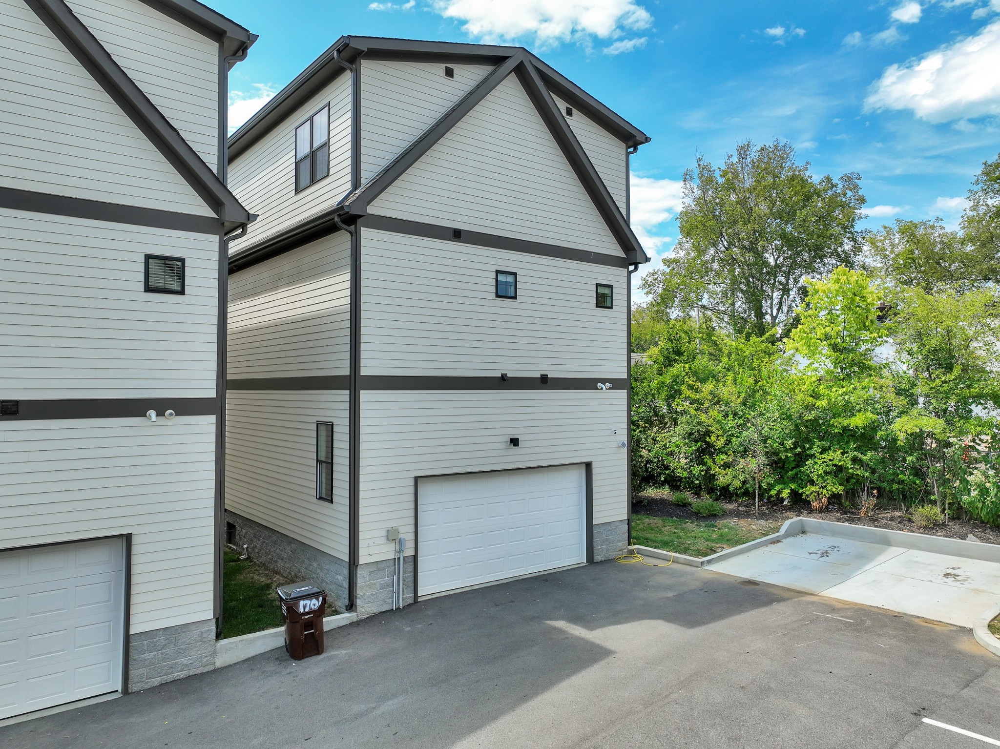 Image 5 of 7 For 2251 Buena Vista Road