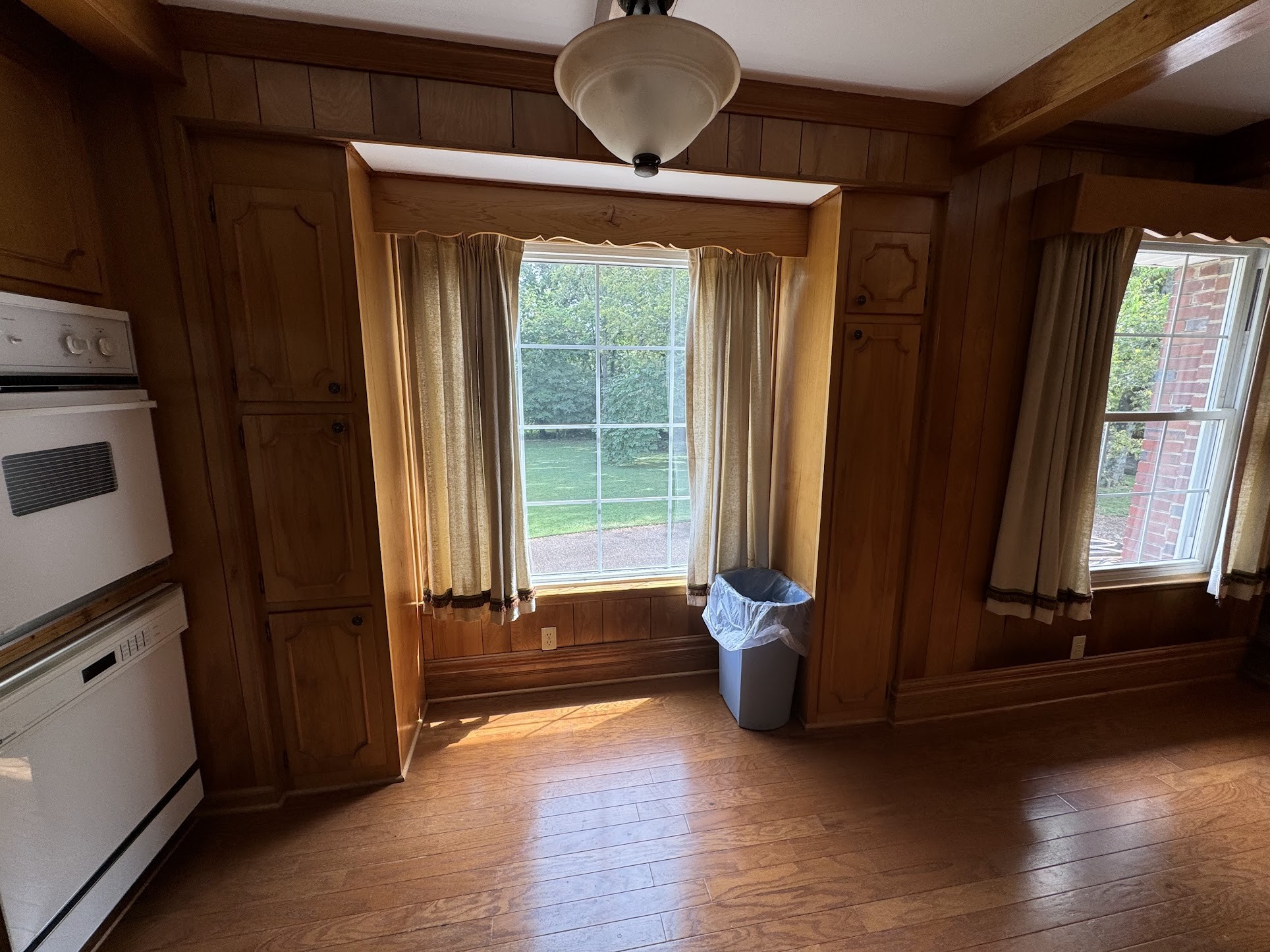 Image 12 of 76 For 7451 111th Place
