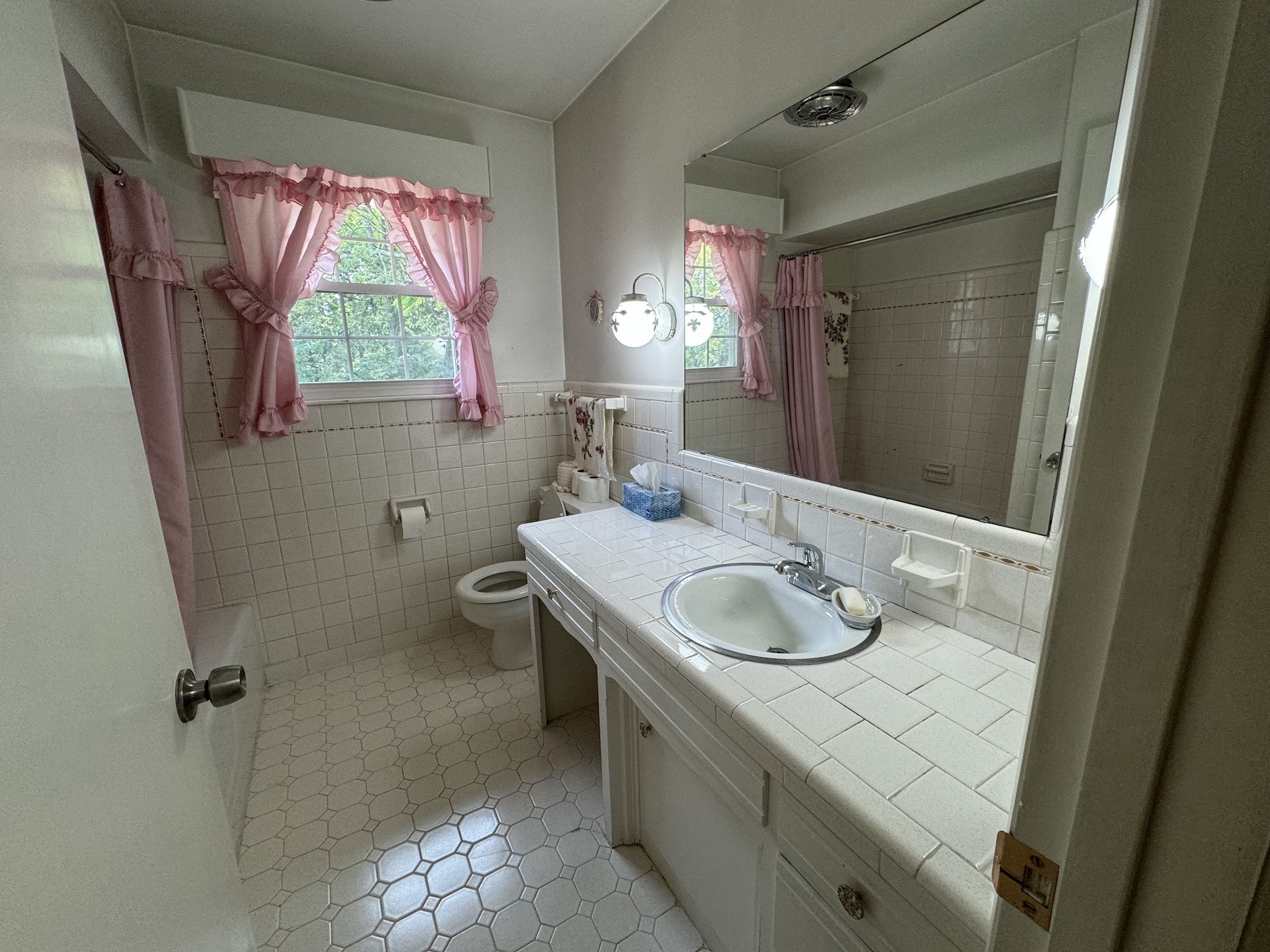 Image 13 of 76 For 7451 111th Place