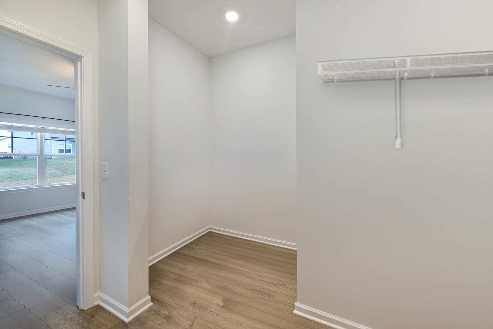 Image 23 of 29 For 9483 90th Street