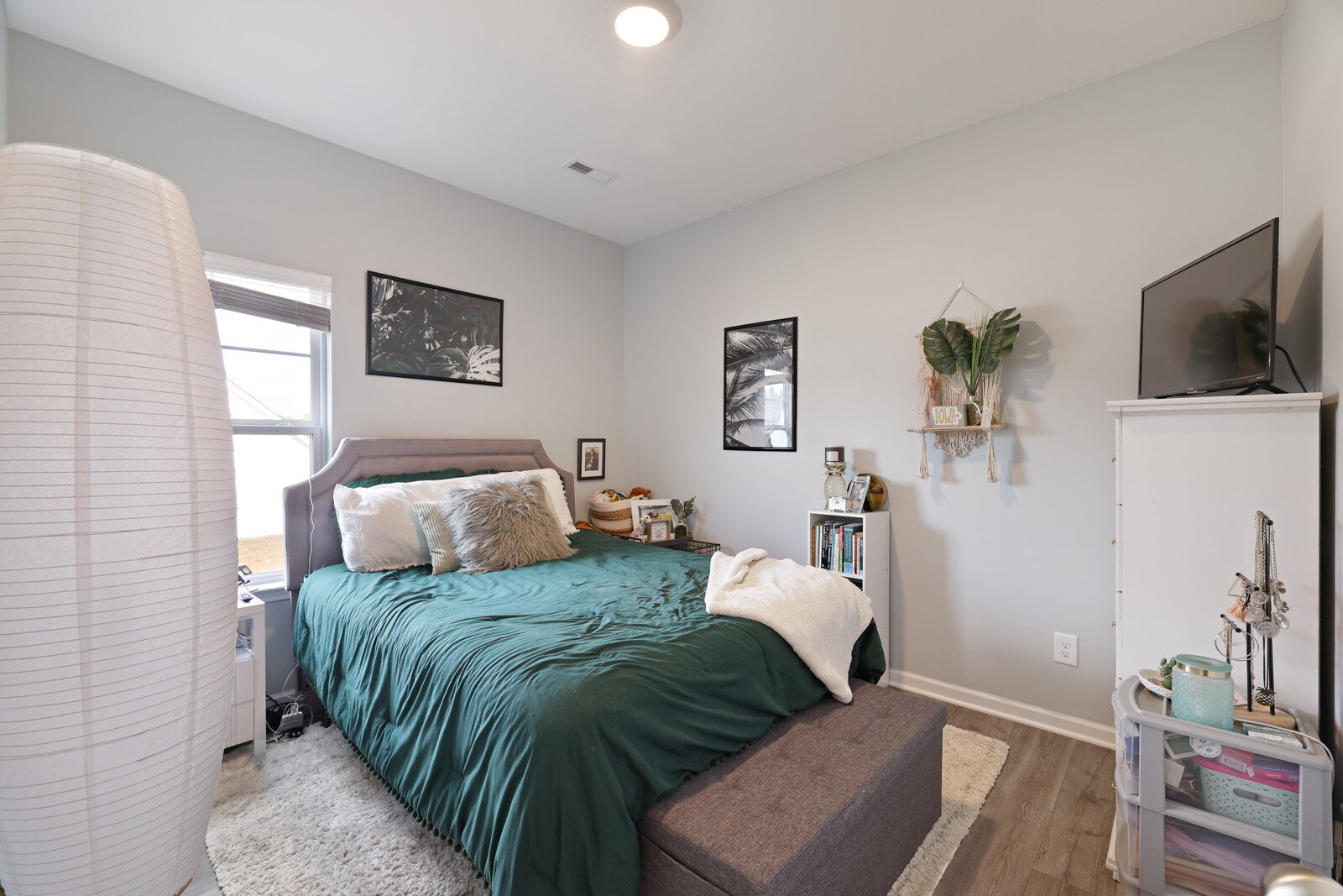 Image 29 of 29 For 9483 90th Street
