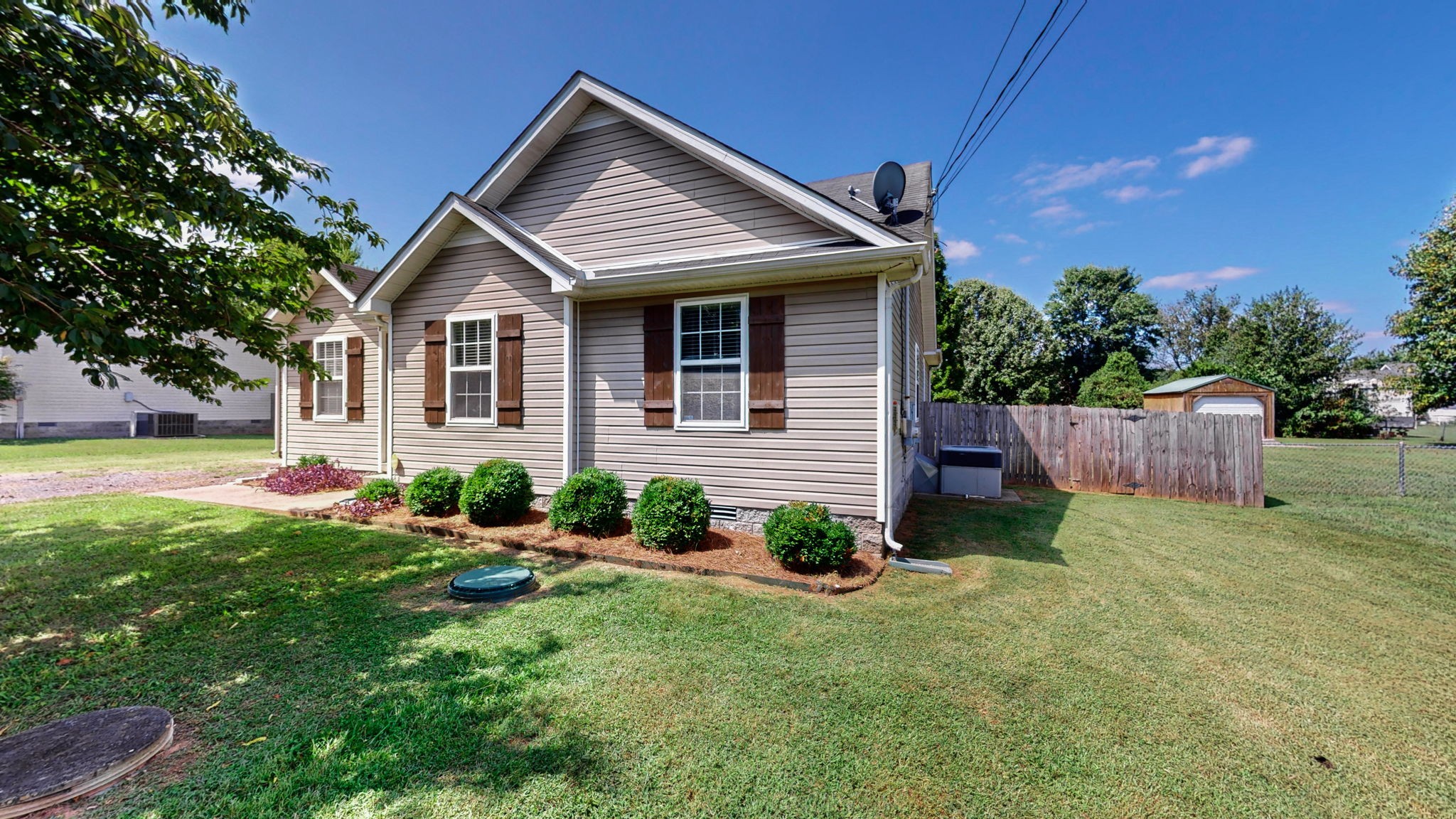 Image 3 of 3 For 620 37th Street