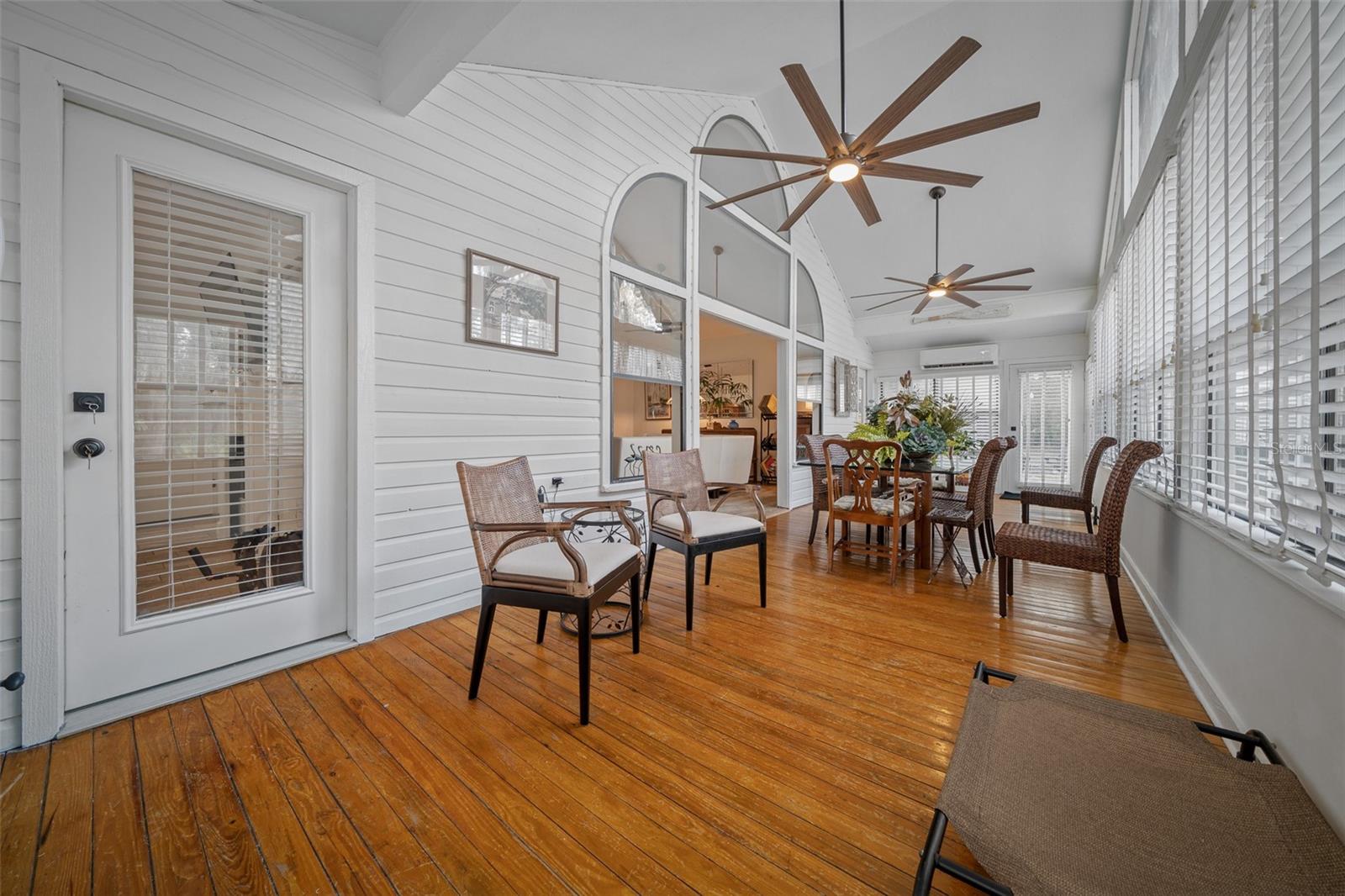 Image 17 of 49 For 12108 225th Drive