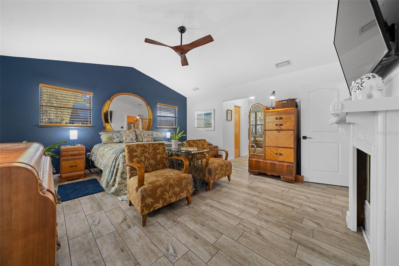Image 18 of 49 For 12108 225th Drive