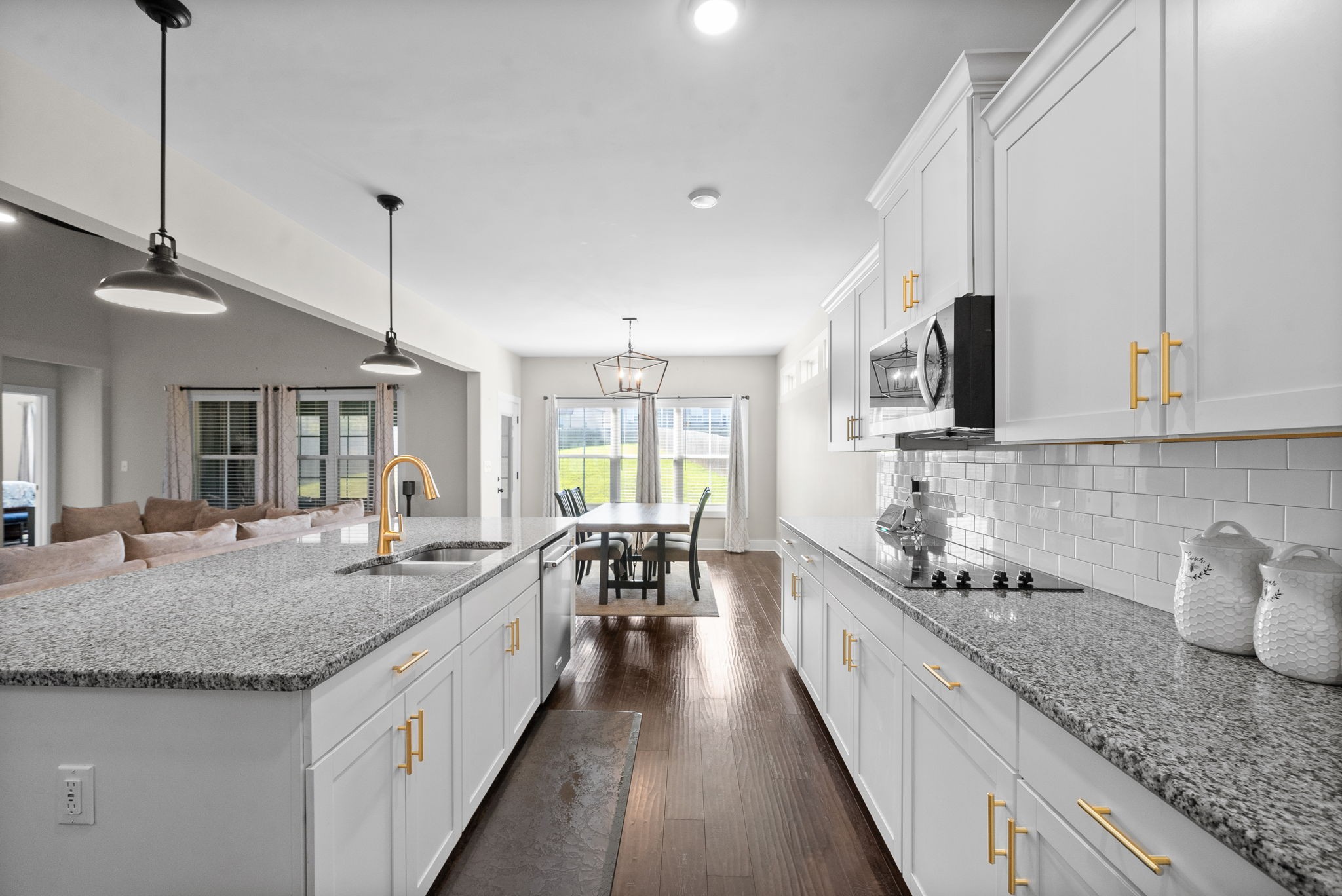 Image 15 of 51 For 1 Diamond Cove Place