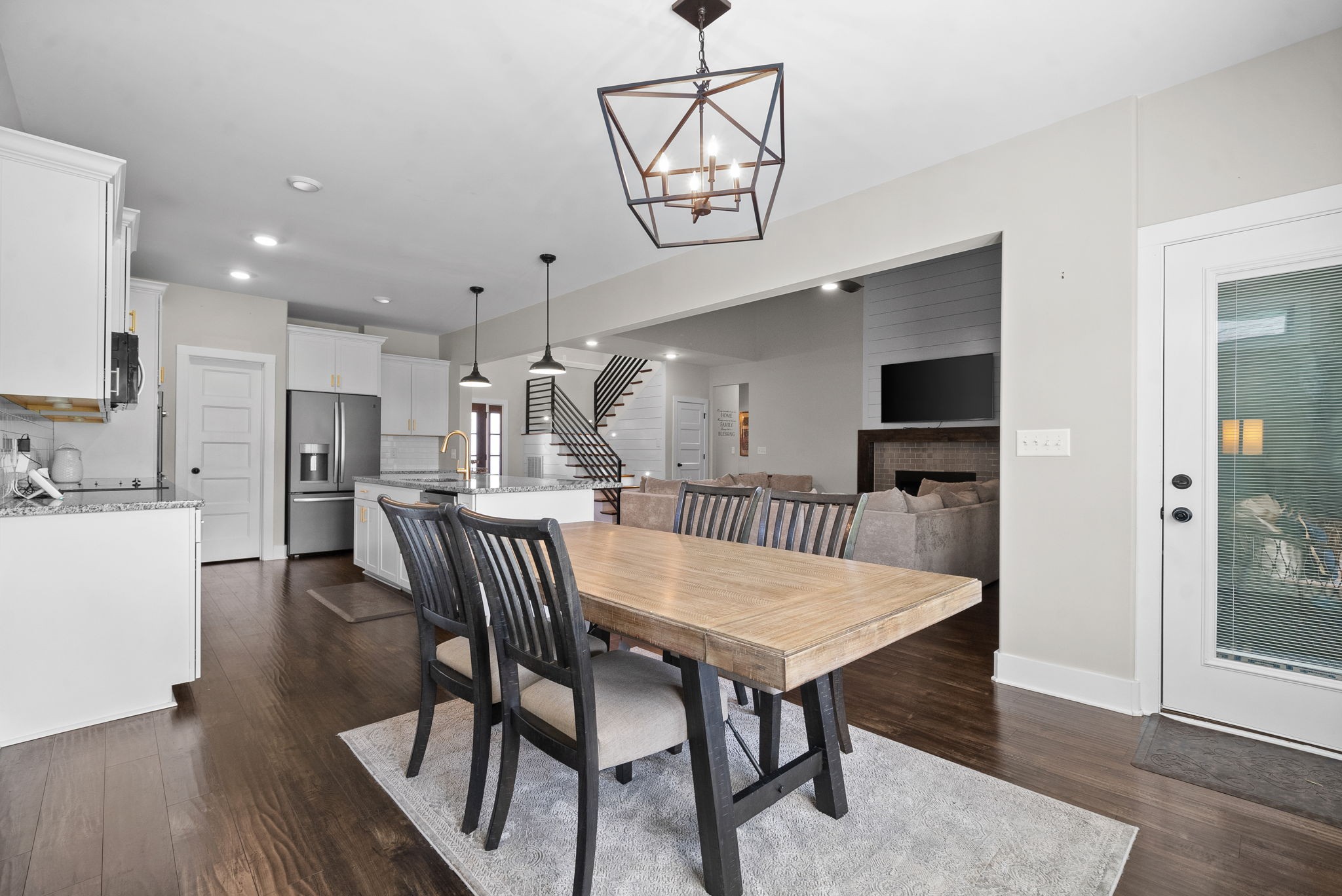 Image 19 of 51 For 1 Diamond Cove Place