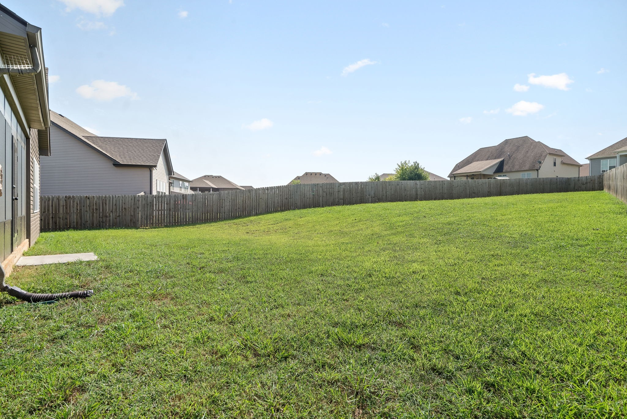 Image 43 of 51 For 1 Diamond Cove Place