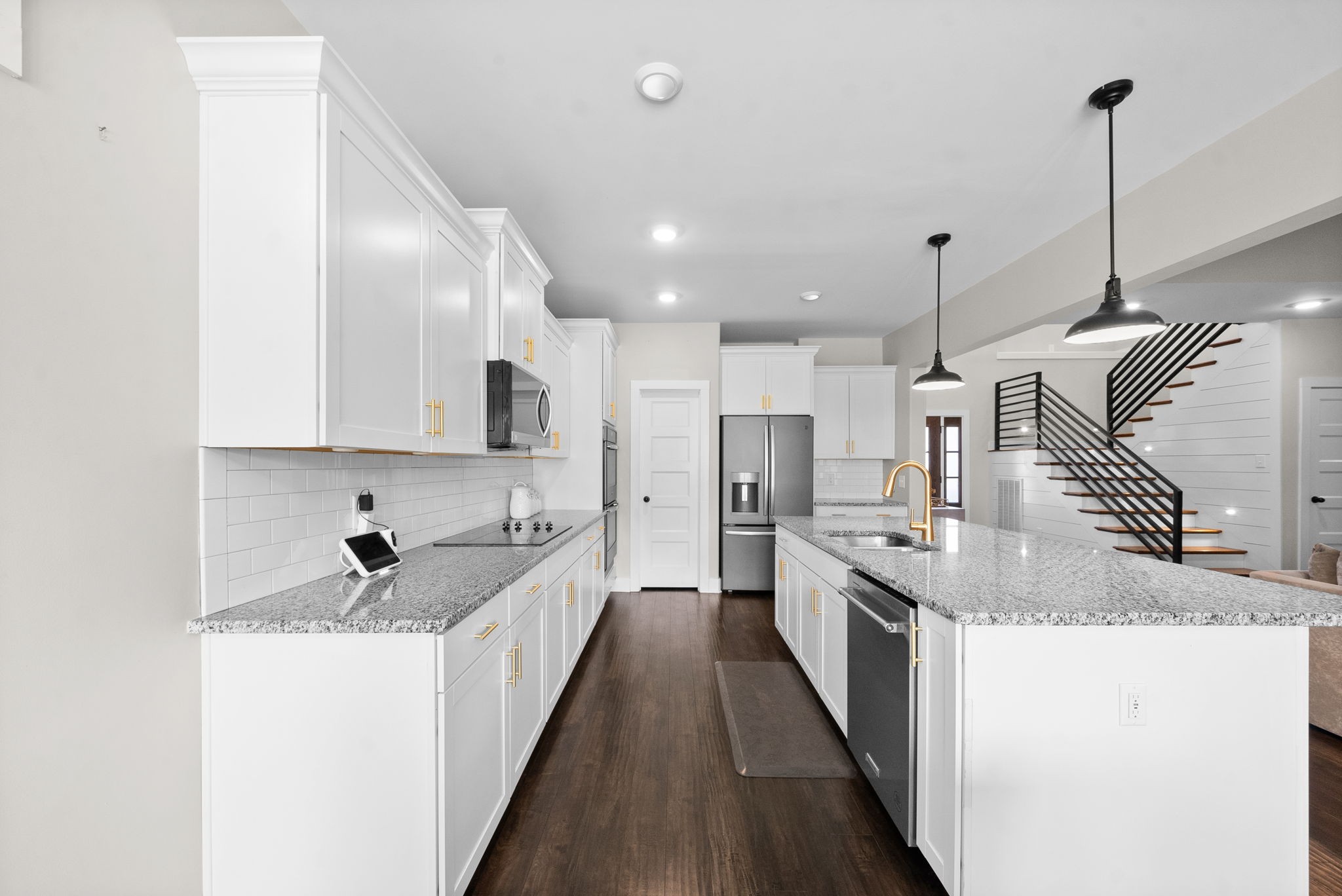 Image 8 of 51 For 1 Diamond Cove Place