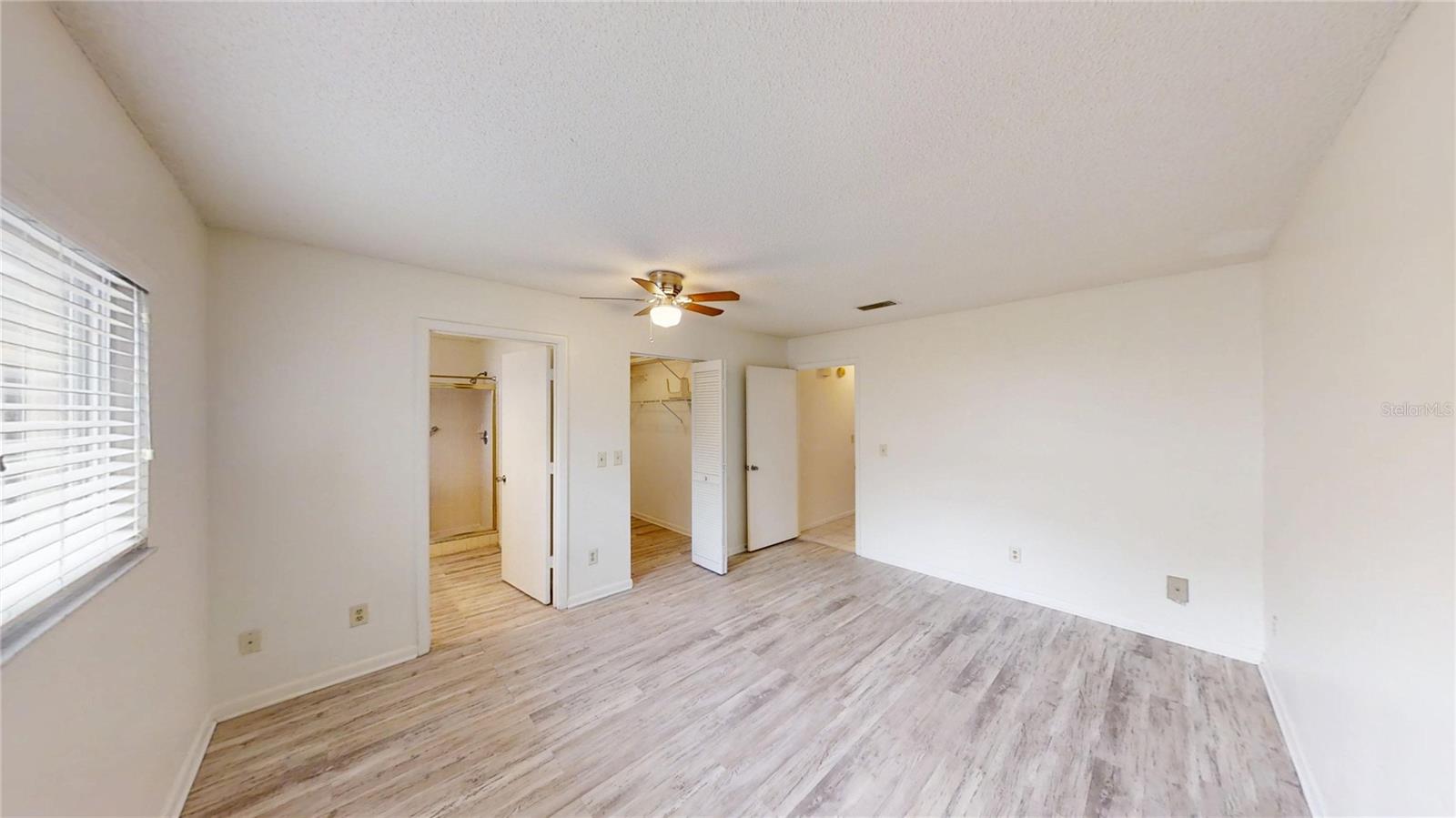 Image 13 of 21 For 9286 89th Court Road D