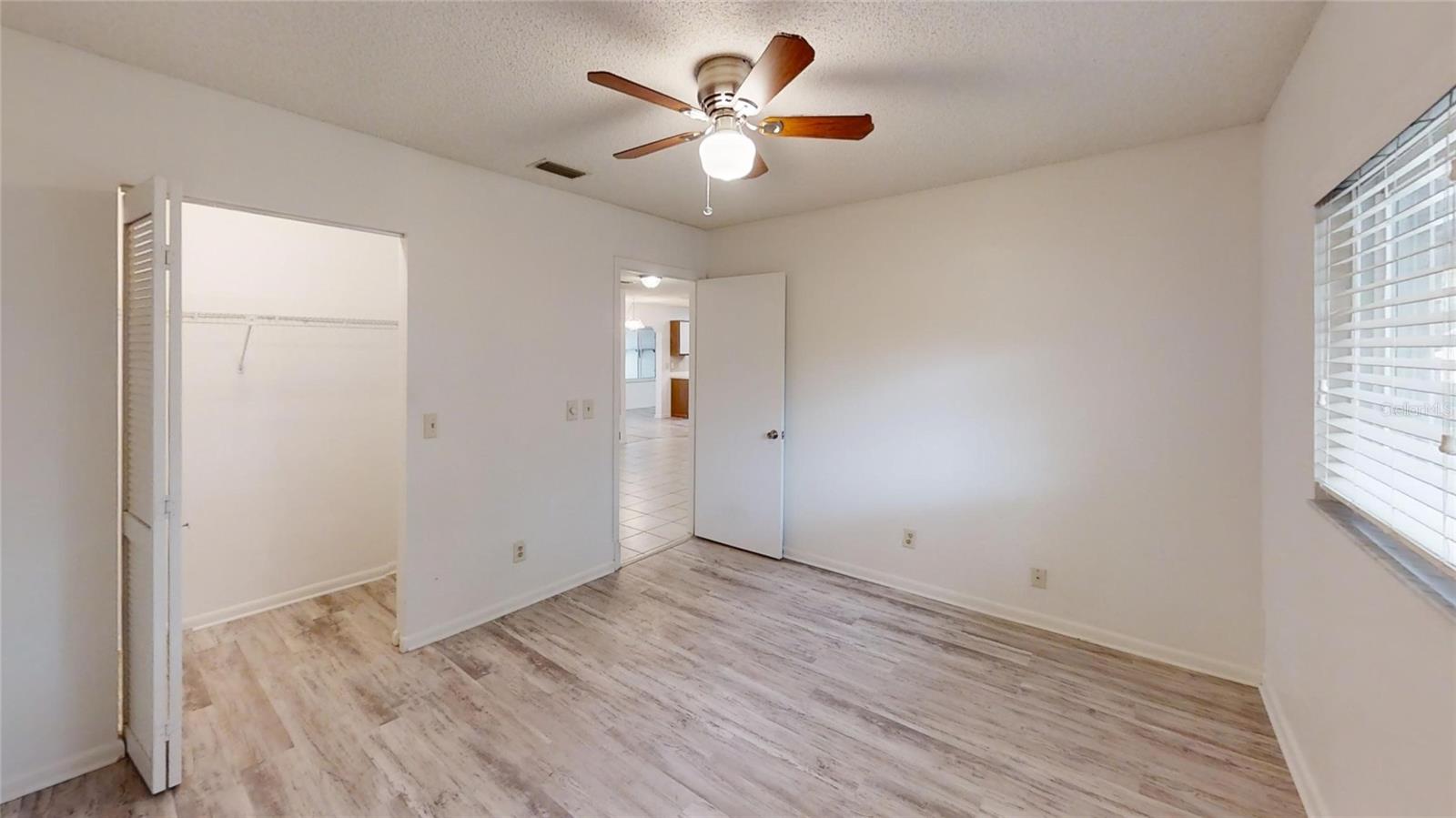Image 17 of 21 For 9286 89th Court Road D