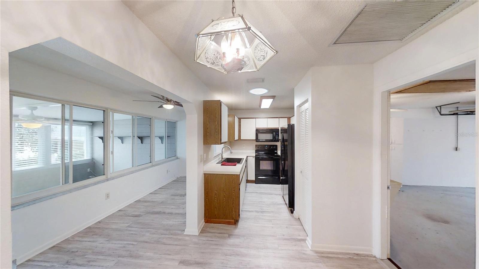 Image 5 of 21 For 9286 89th Court Road D