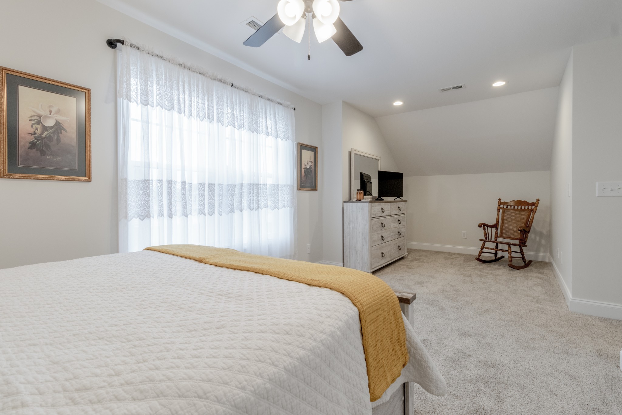 Image 11 of 35 For 3355 92nd Street