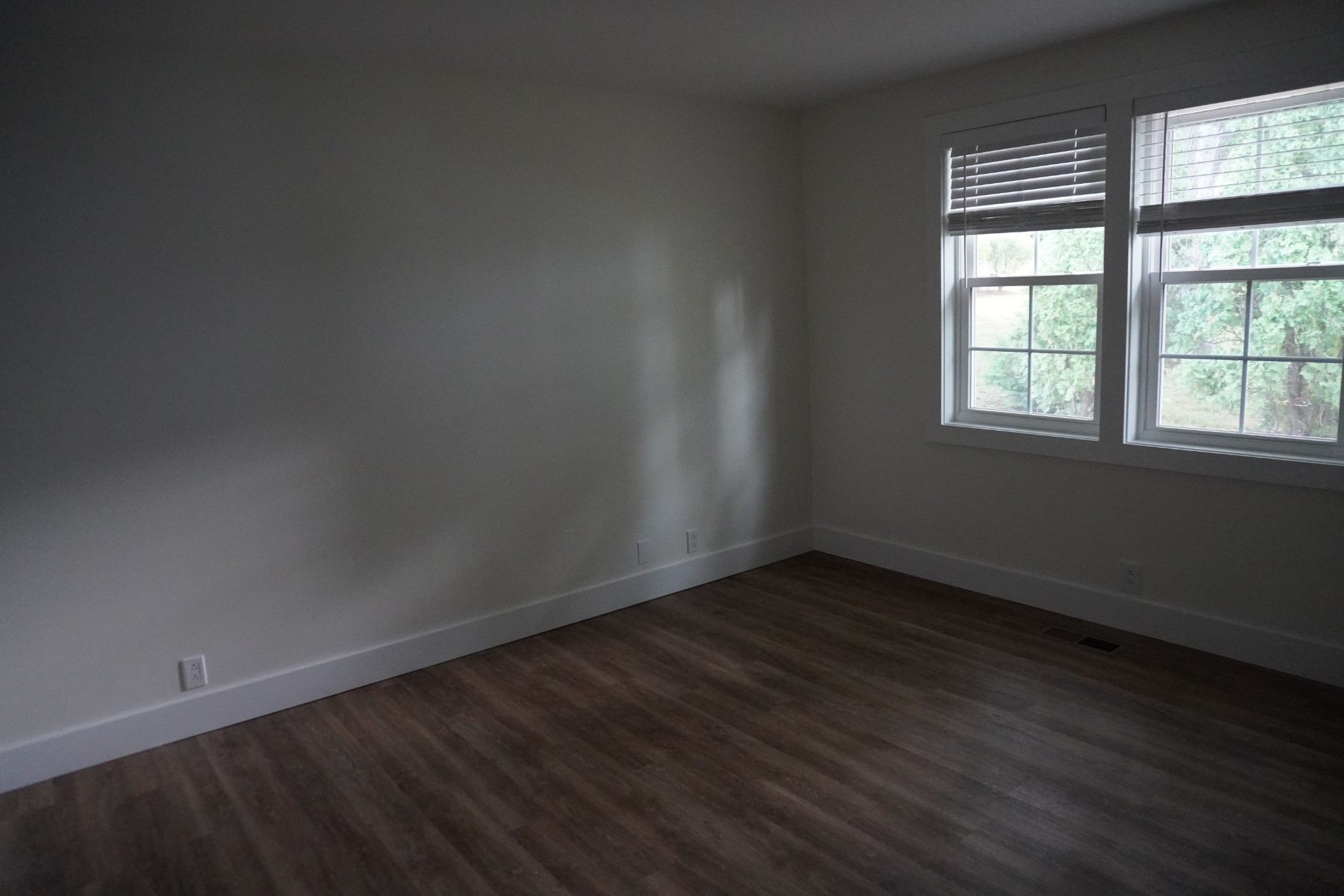 Image 6 of 63 For 5279 48th Place