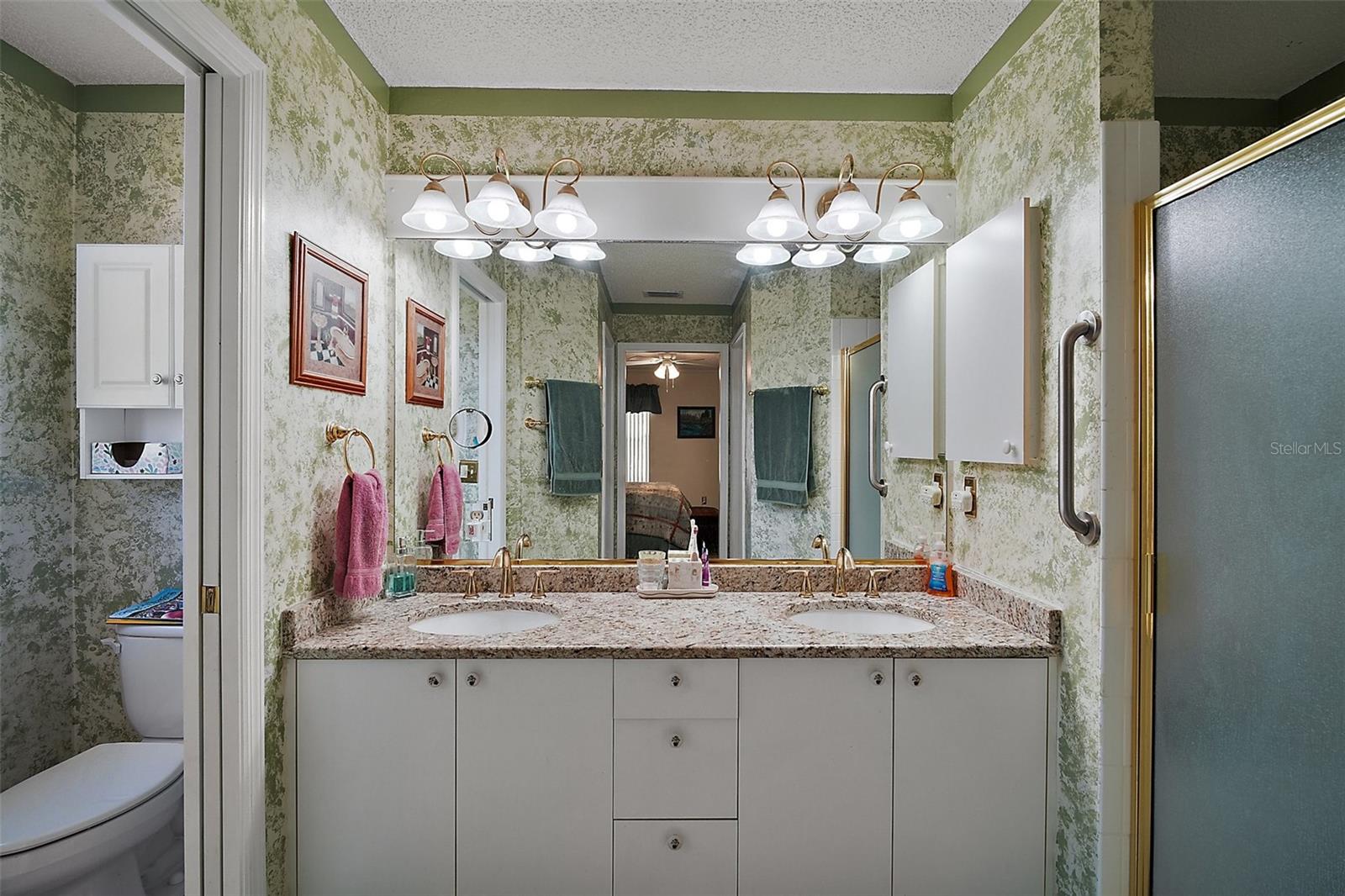 Image 14 of 25 For 2538 Privada Drive