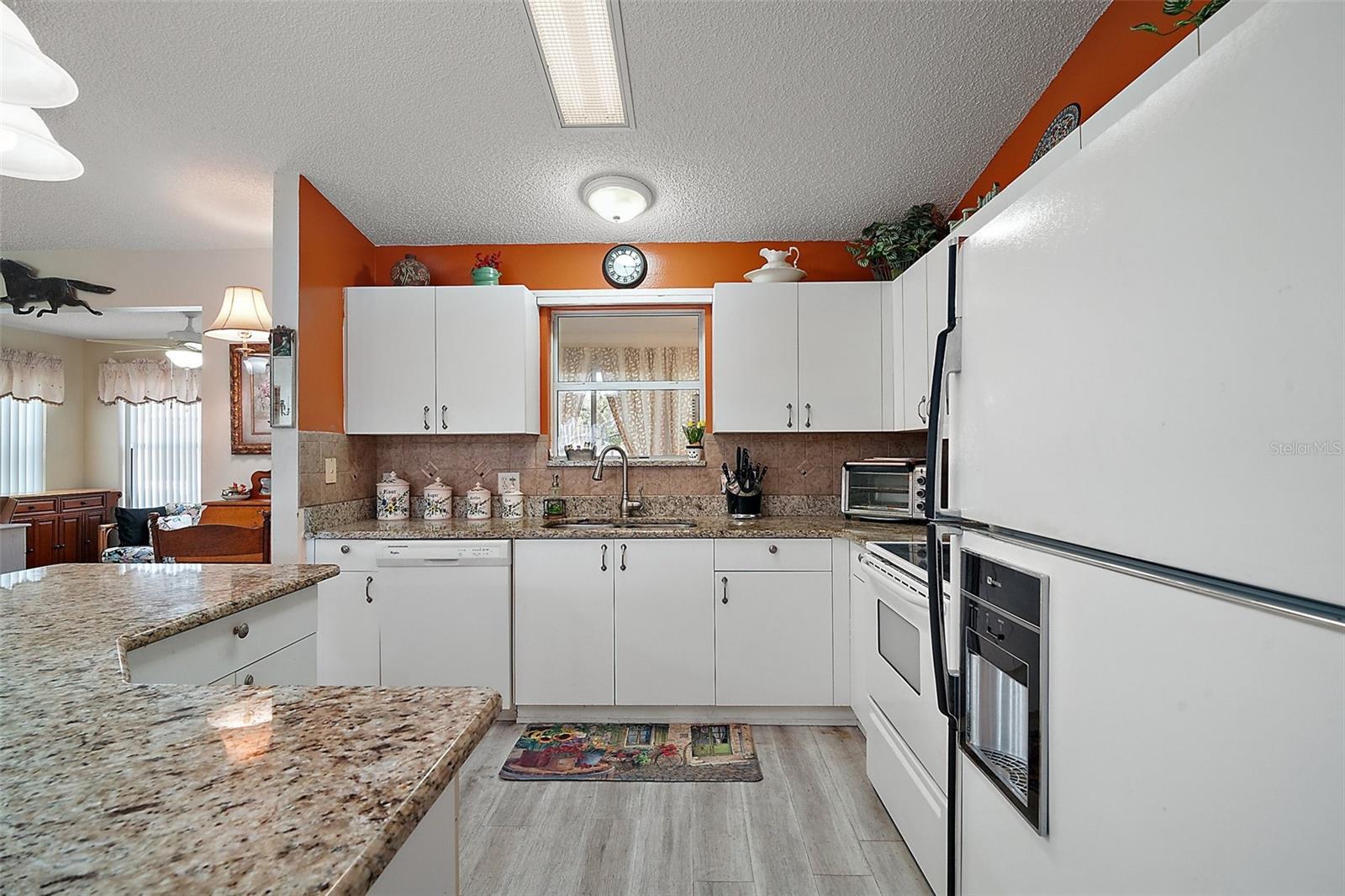 Image 9 of 25 For 2538 Privada Drive