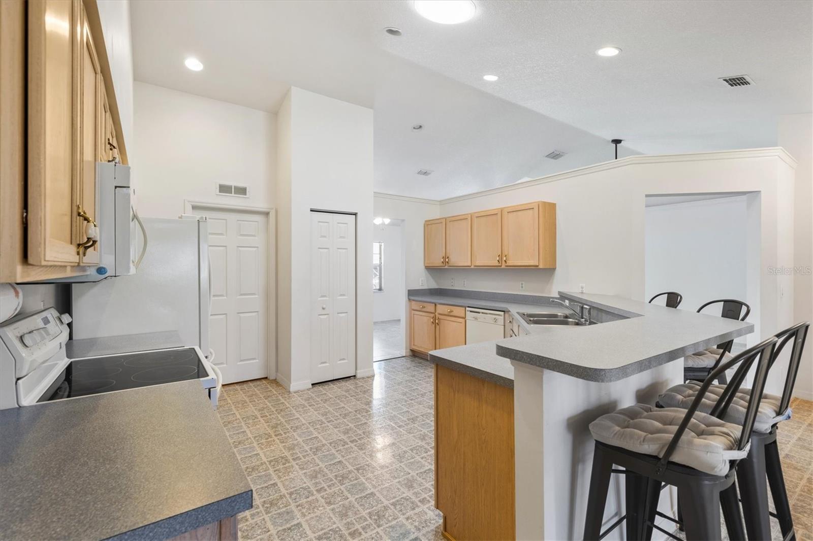 Image 10 of 39 For 17755 117th Circle