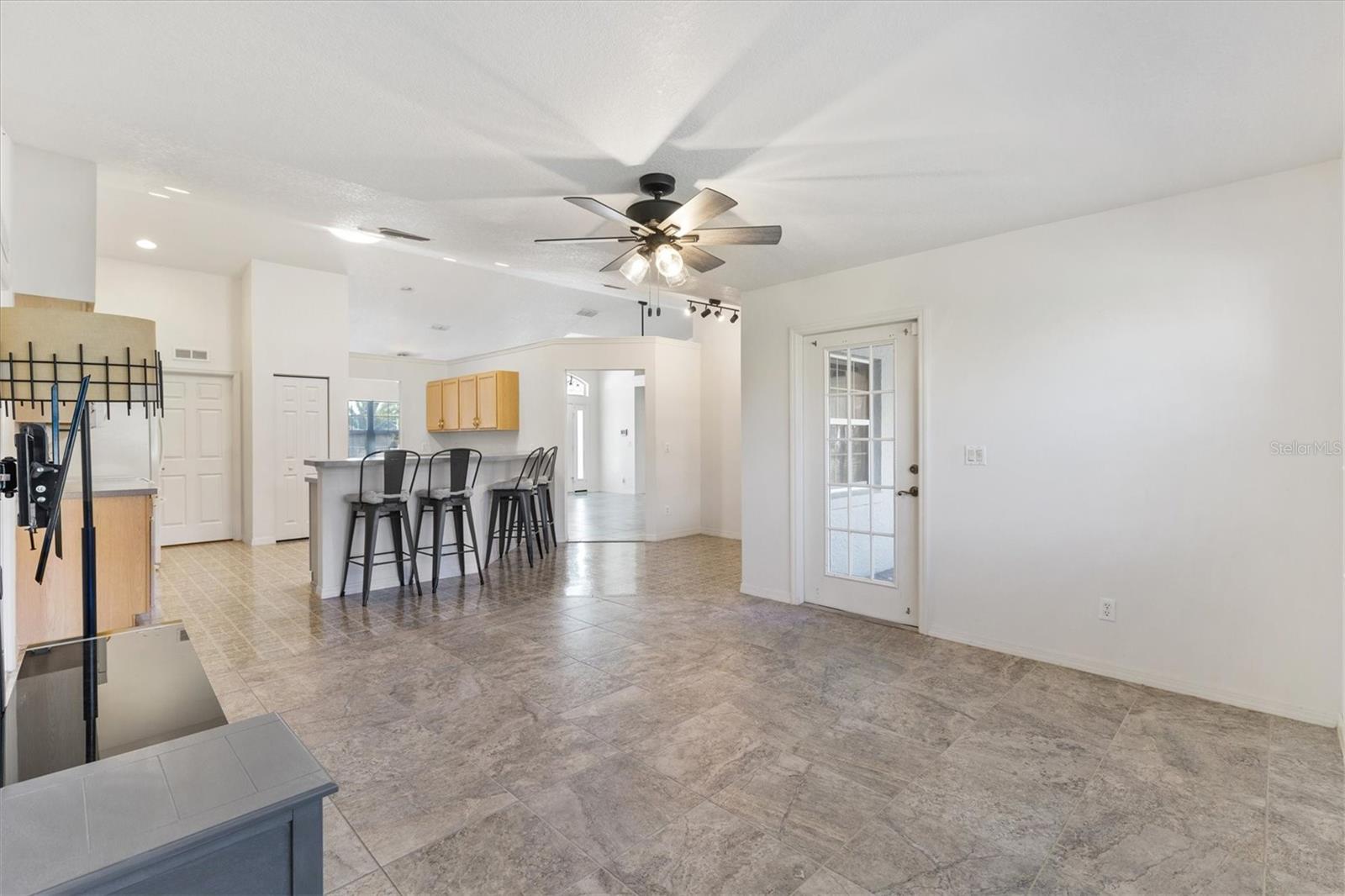 Image 14 of 39 For 17755 117th Circle