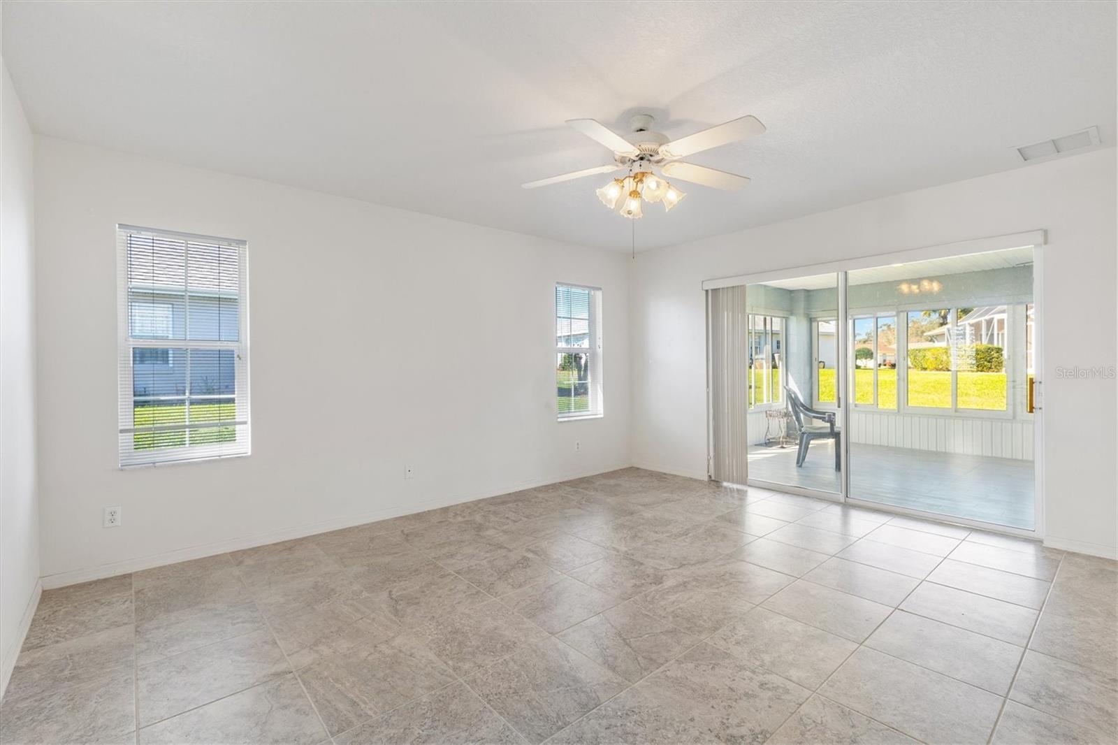 Image 15 of 39 For 17755 117th Circle