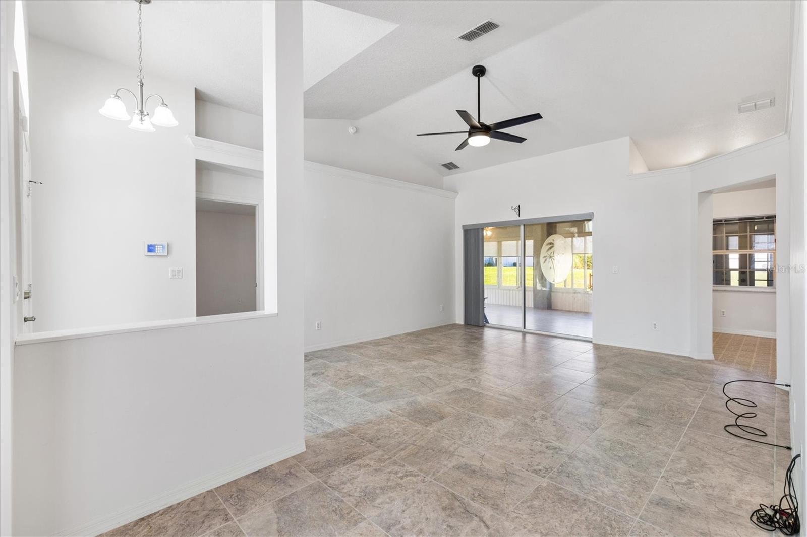 Image 6 of 39 For 17755 117th Circle