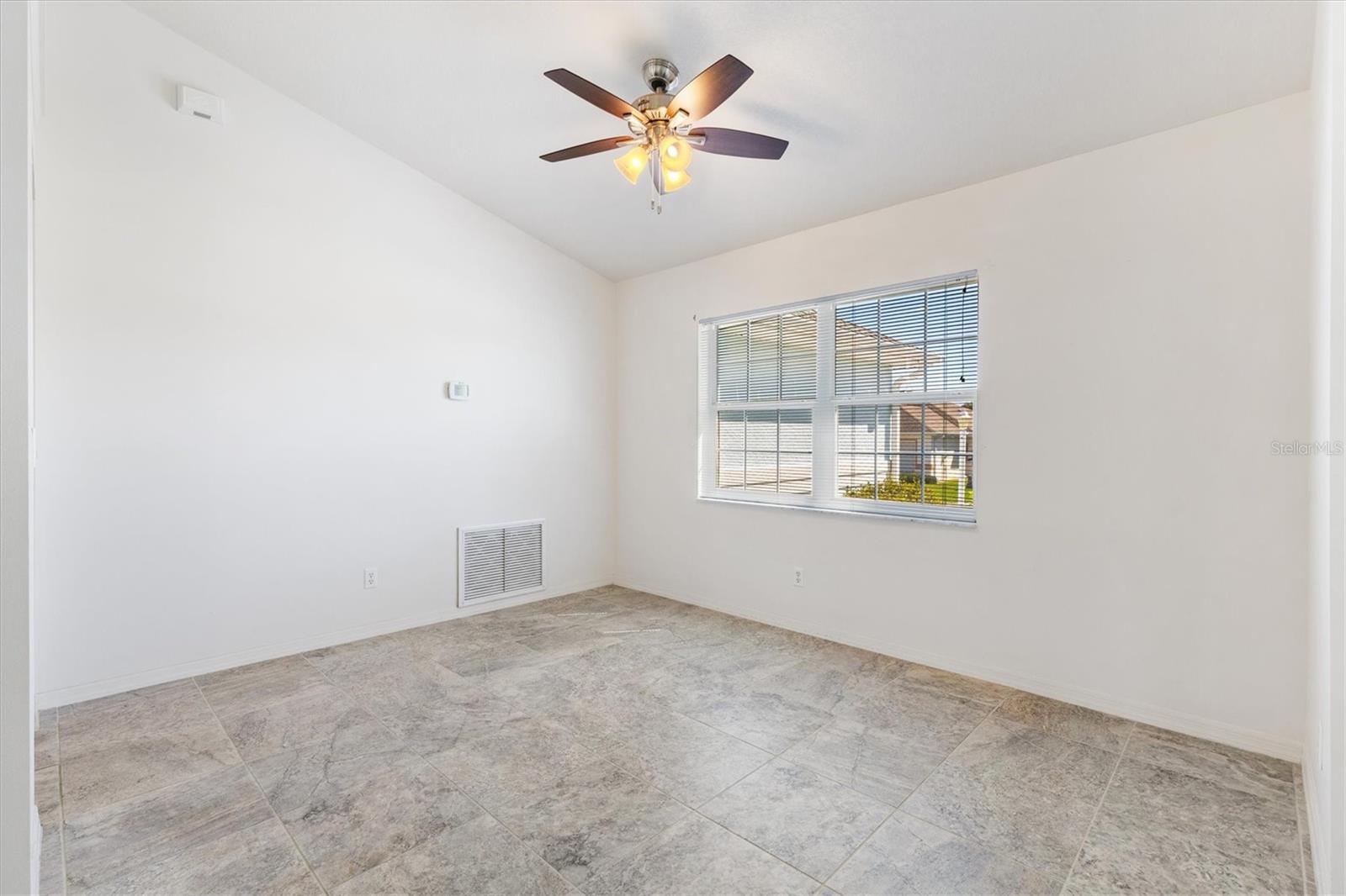 Image 7 of 39 For 17755 117th Circle
