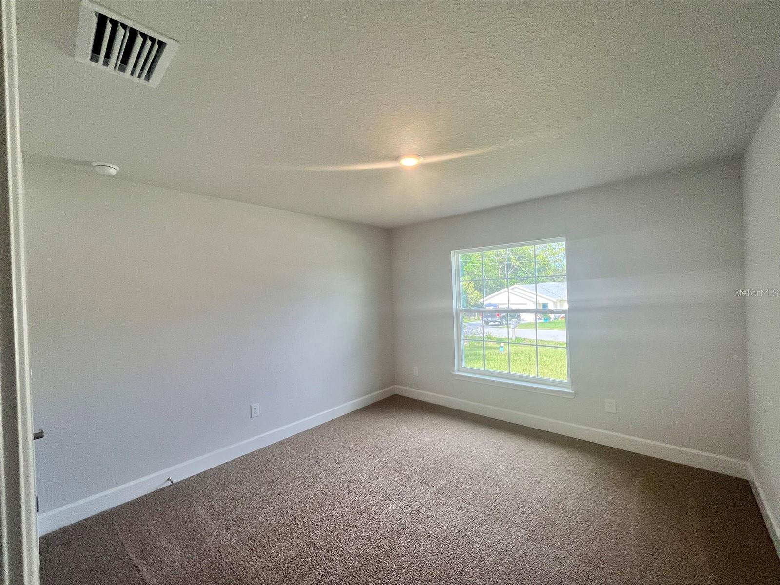 Image 11 of 16 For 15864 98th Terrace