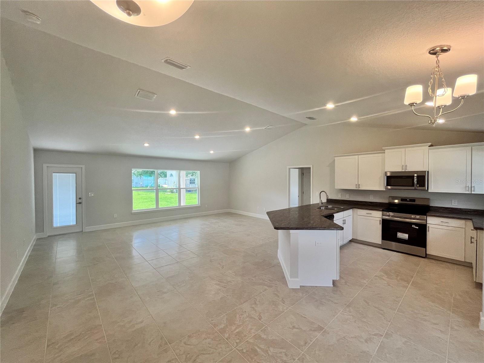 Image 7 of 16 For 15864 98th Terrace