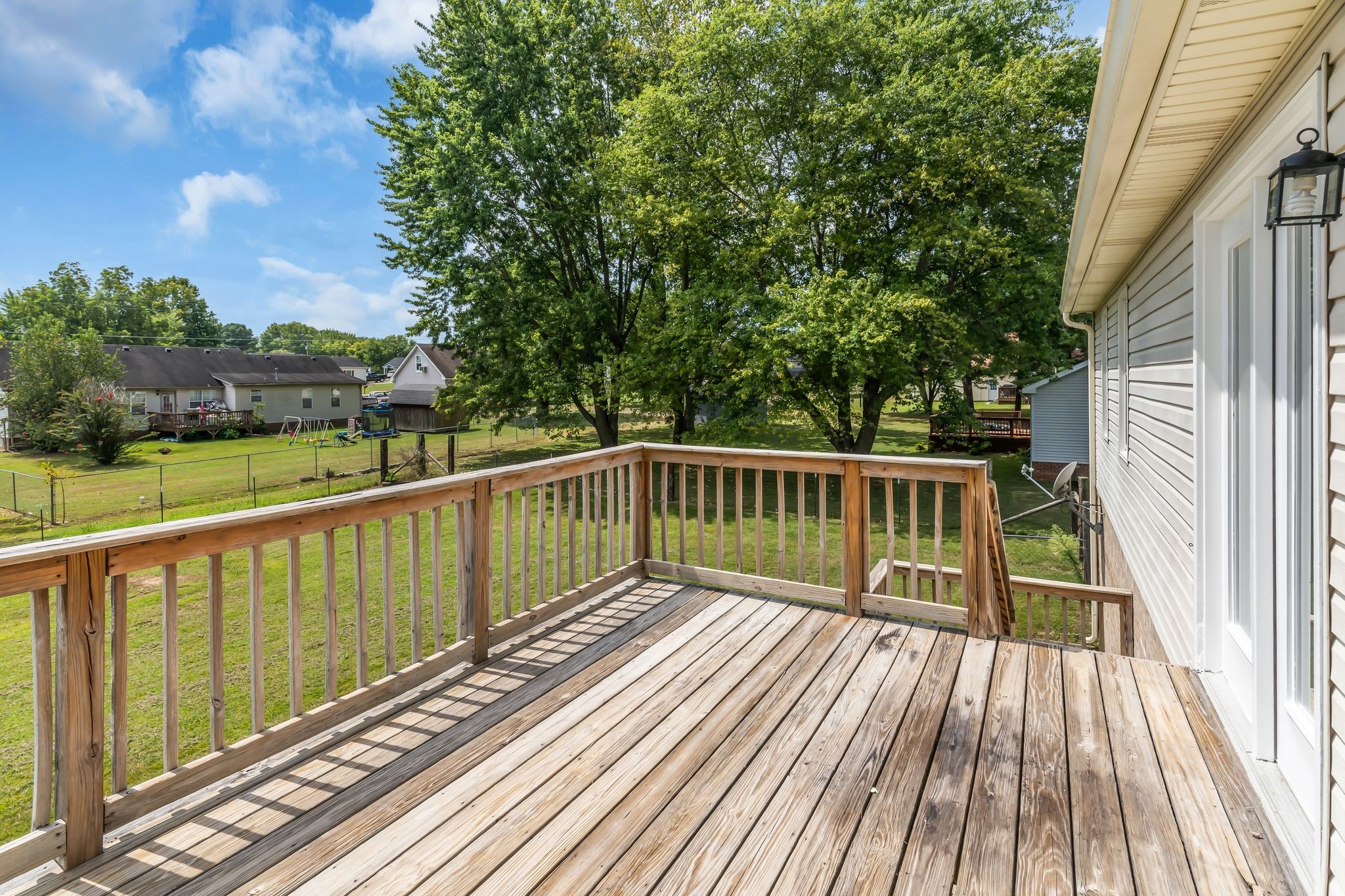 Image 28 of 36 For 11576 Kingfisher Court 191