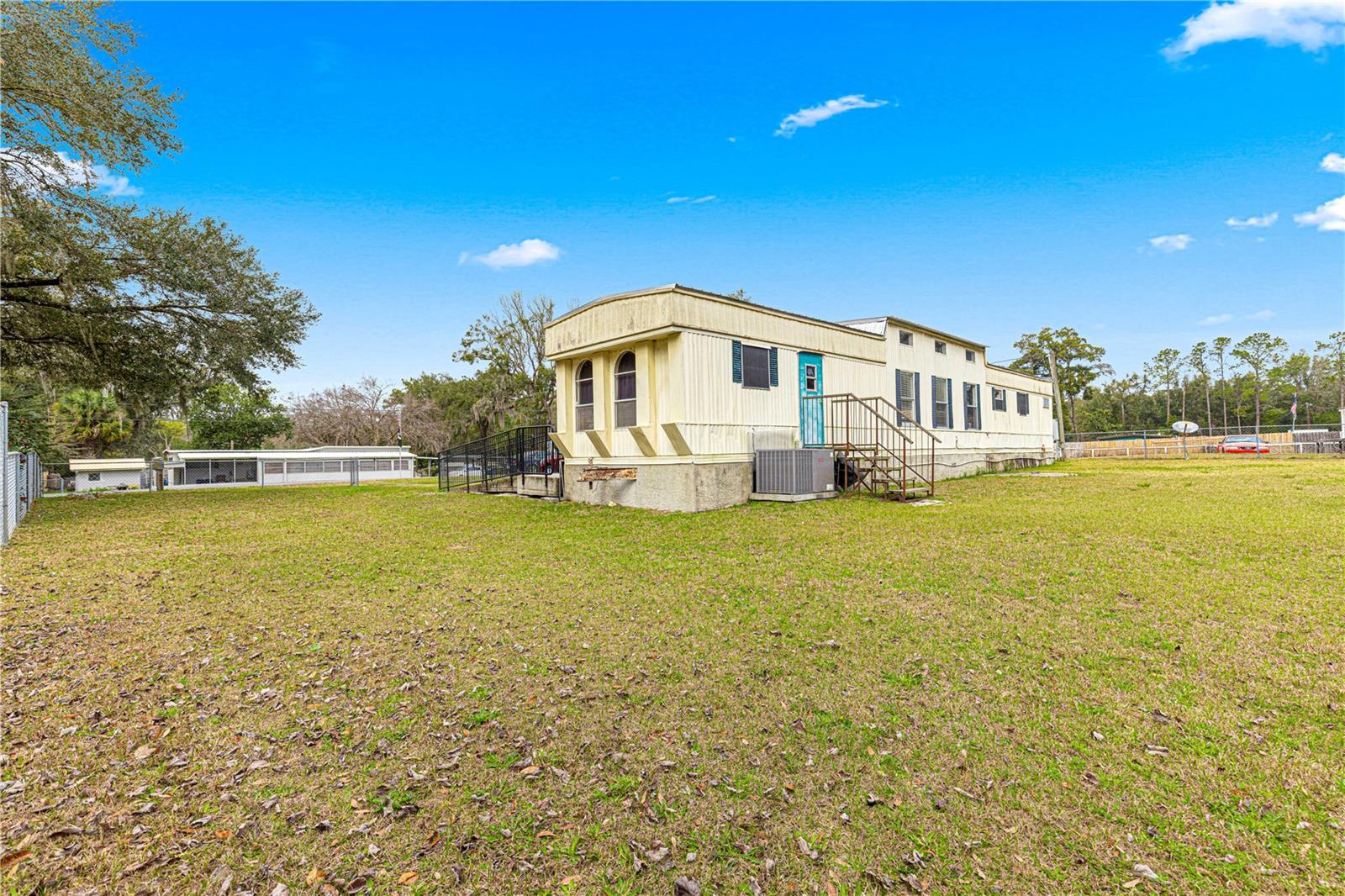 Image 11 of 16 For 9175 35th Ct