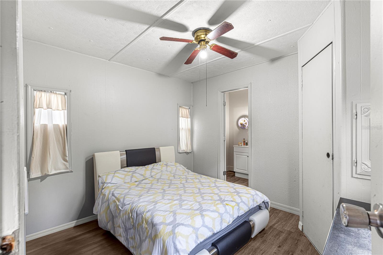 Image 3 of 16 For 9175 35th Ct