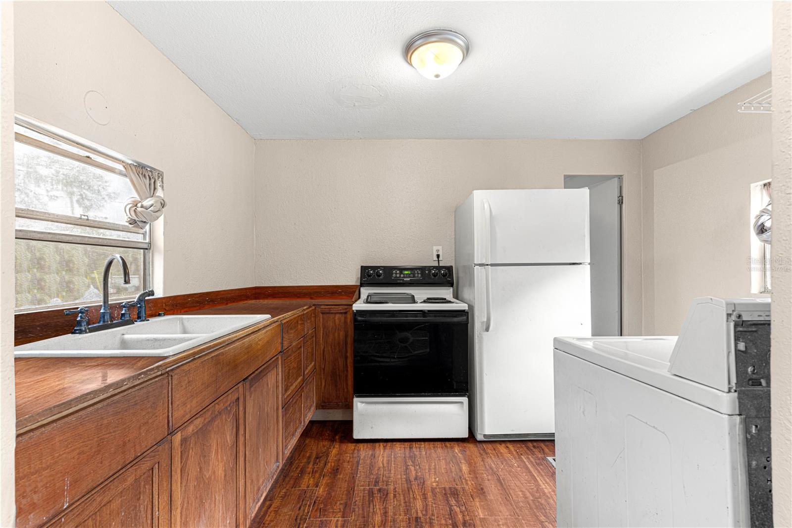 Image 9 of 16 For 9175 35th Ct