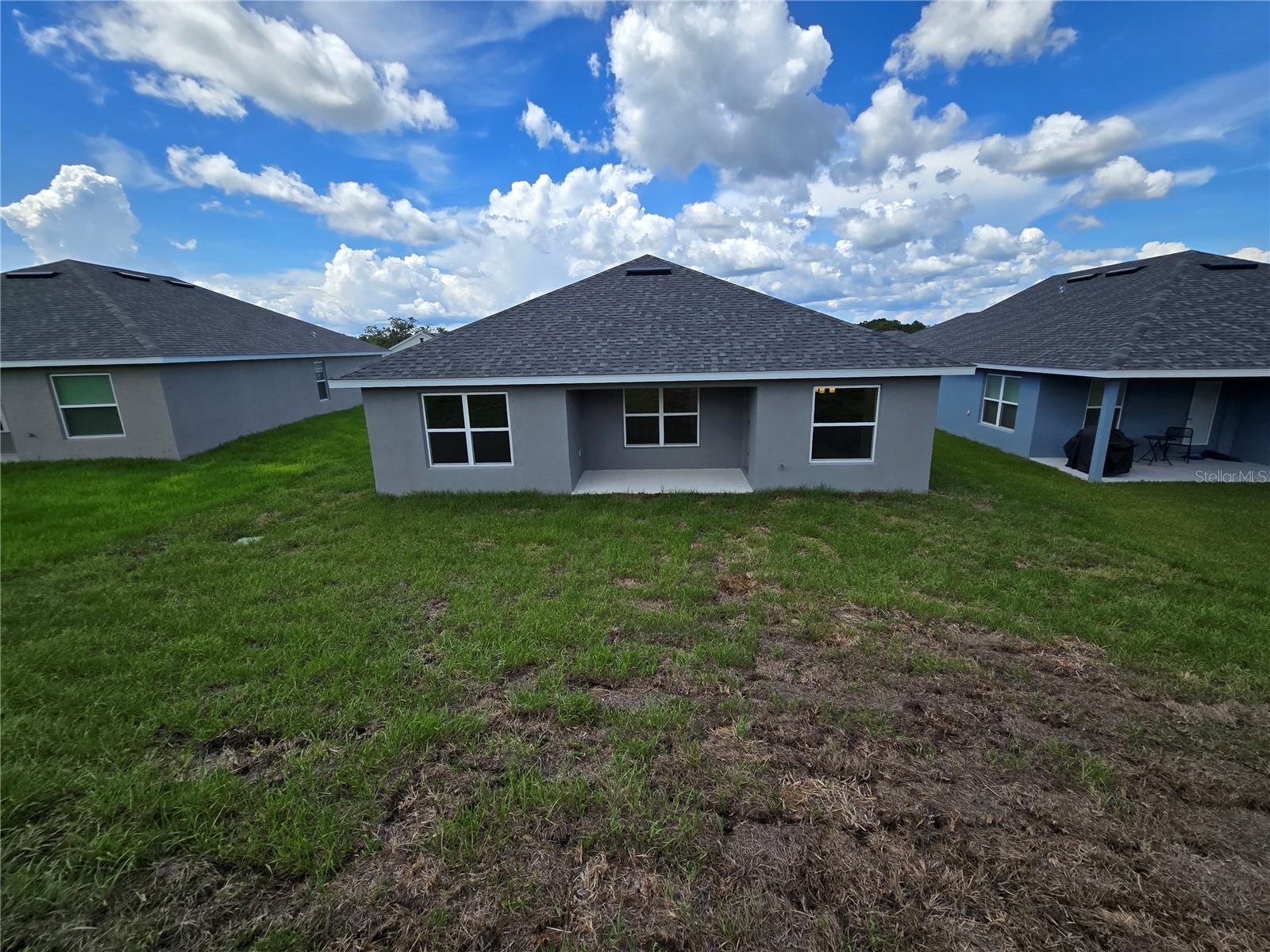 Image 33 of 42 For 336 Twisted Oaks Drive