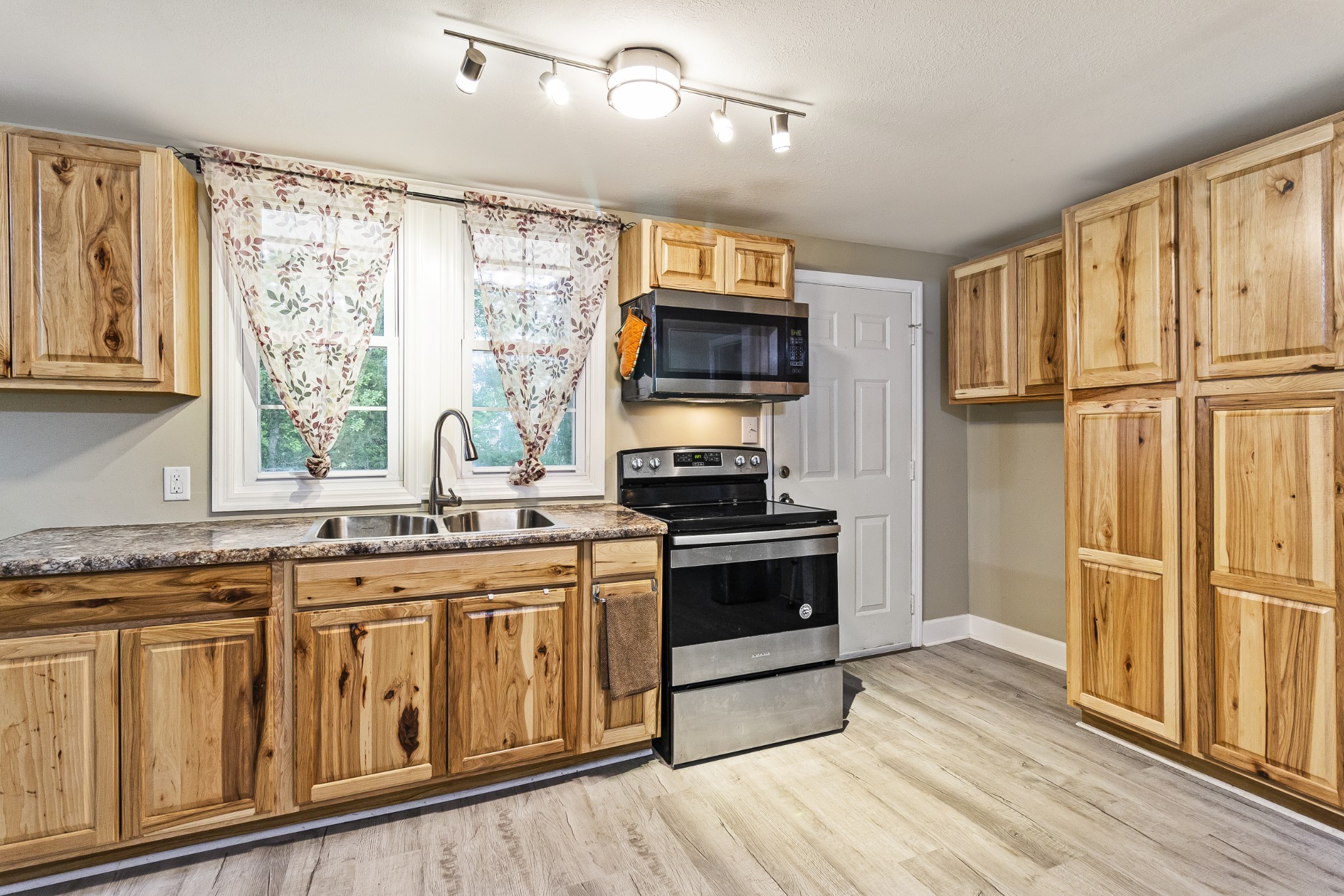 Image 9 of 45 For 9750 179th Place