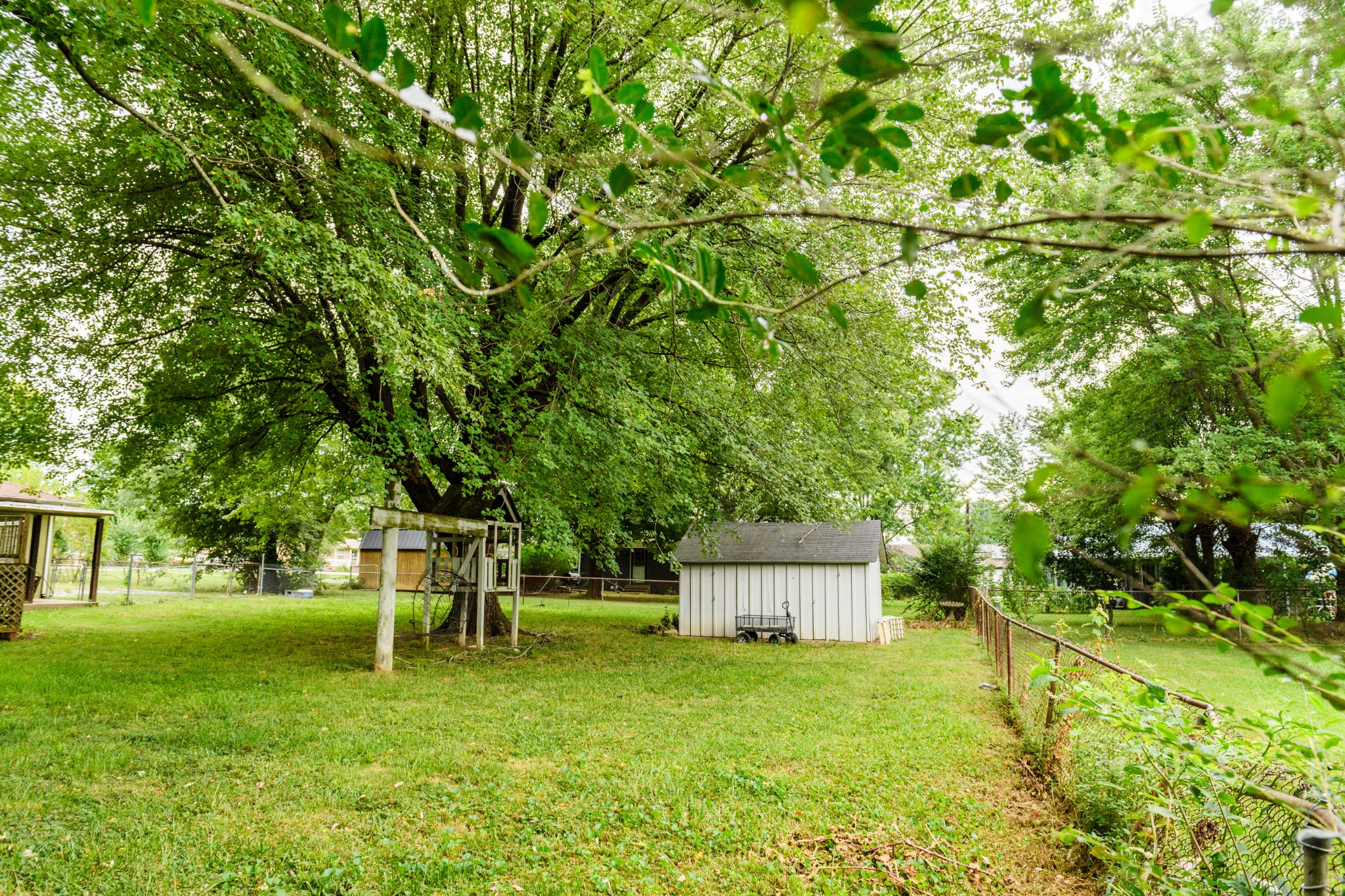 Image 13 of 21 For 6950 124th Lane