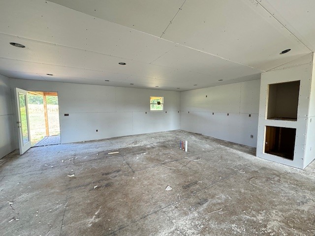 Image 3 of 25 For 507 39th Road 120