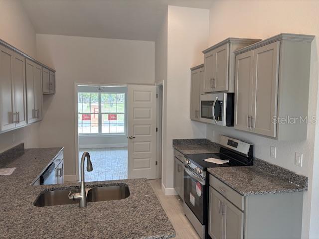 Image 6 of 17 For 6644 179th Avenue Road
