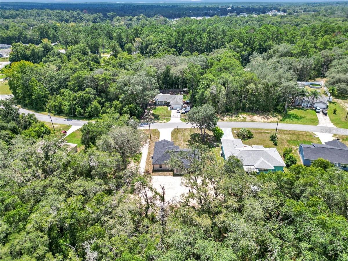 Image 27 of 30 For 206 Emerald Road