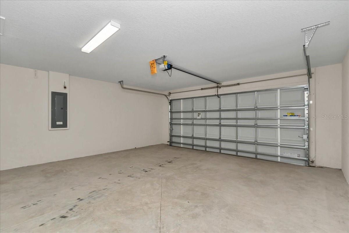 Image 29 of 30 For 206 Emerald Road