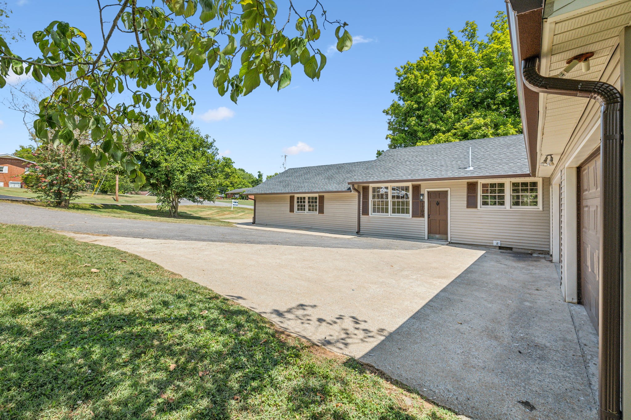 Image 46 of 47 For 10821 87th Terrace