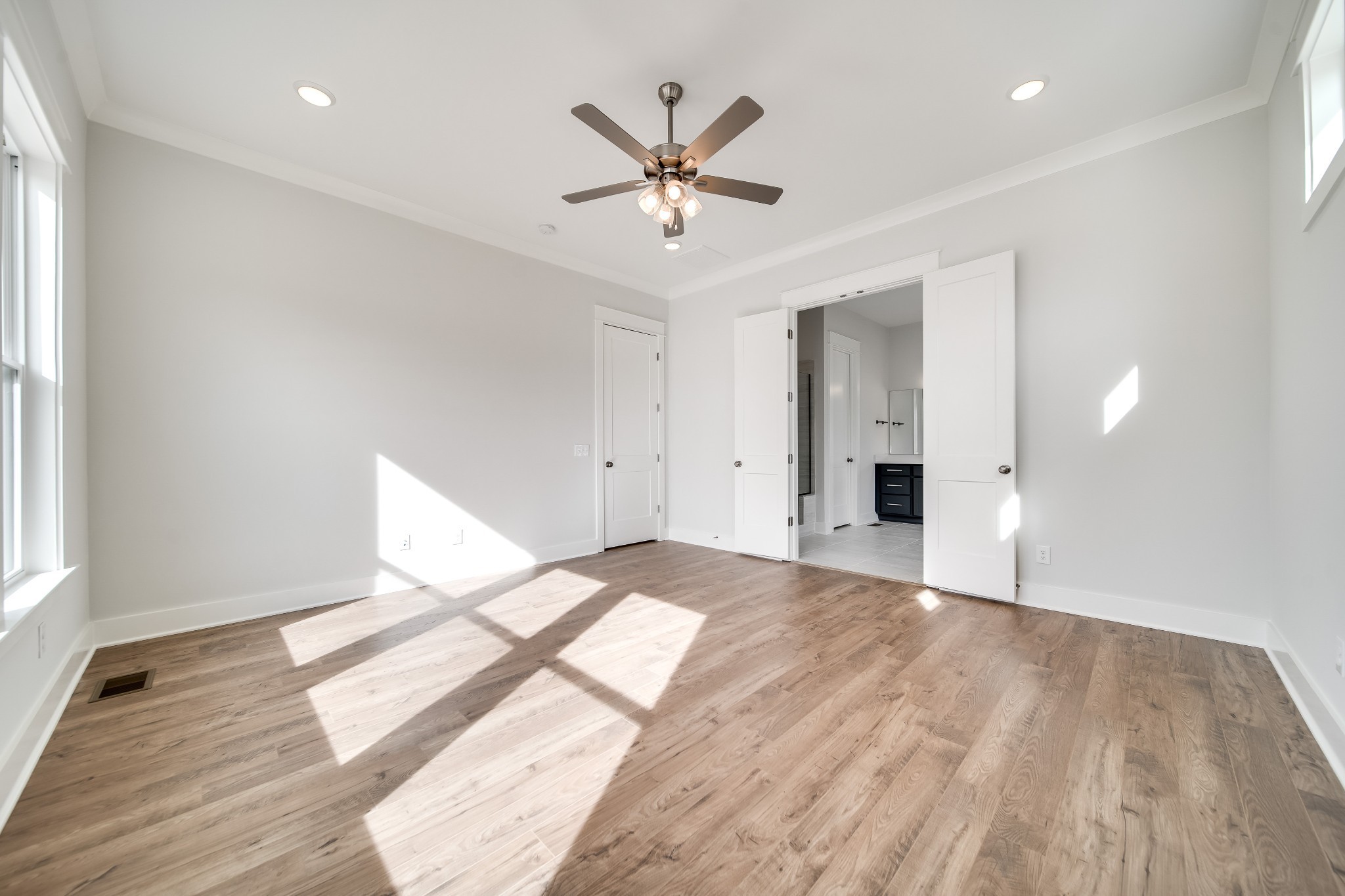 Image 43 of 61 For 5080 Gainesville Road