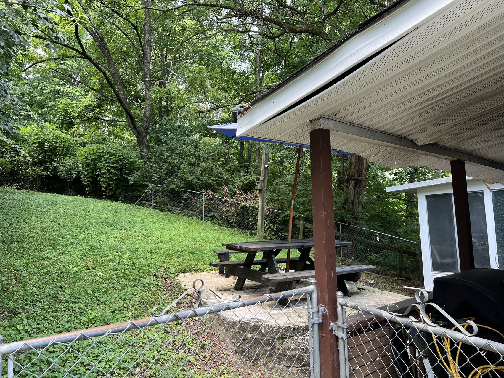 Image 13 of 27 For 21615 Raintree Street