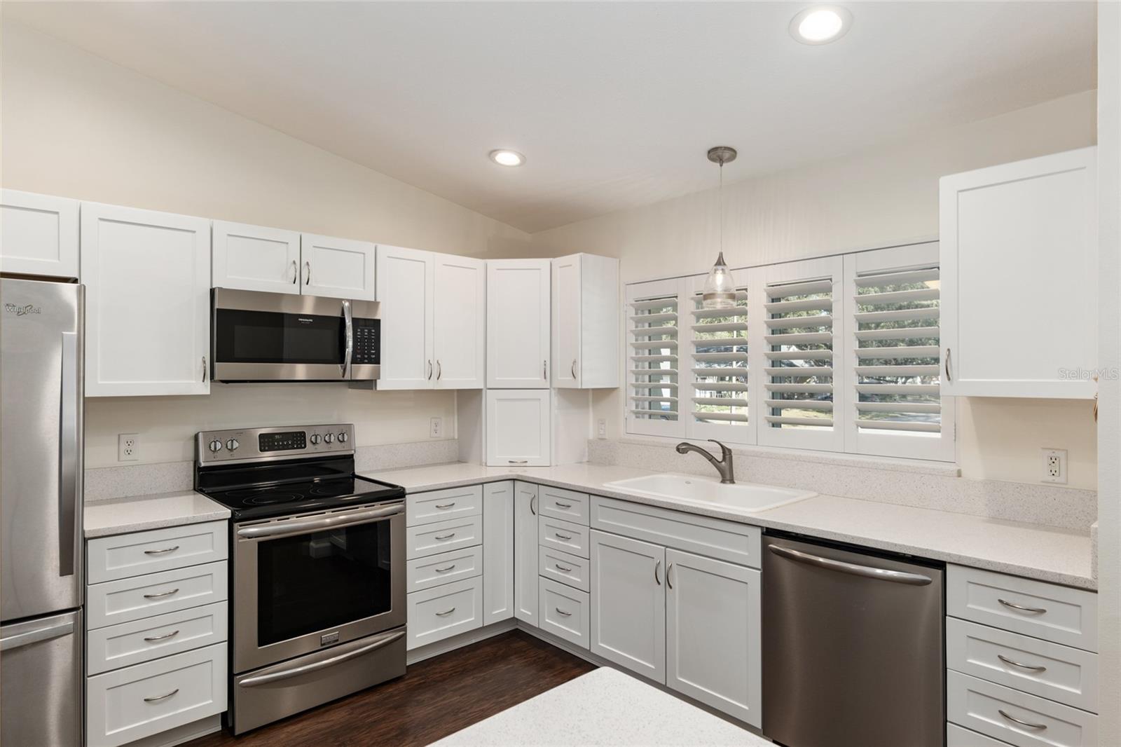 Image 14 of 43 For 9504 97th Lane B