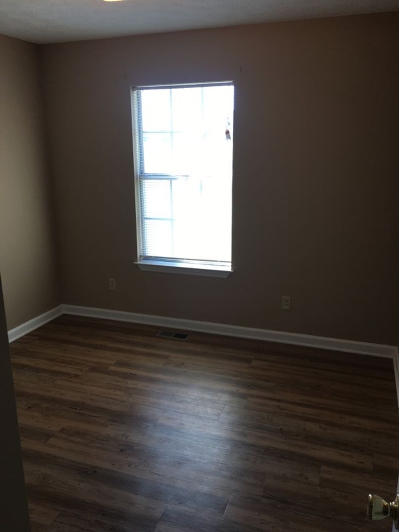 Image 7 of 43 For 9504 97th Lane B