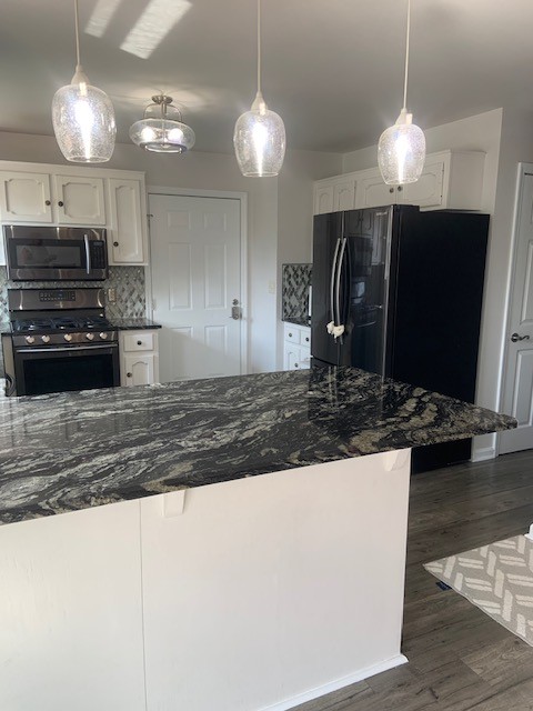 Image 4 of 28 For 5040 35th Street