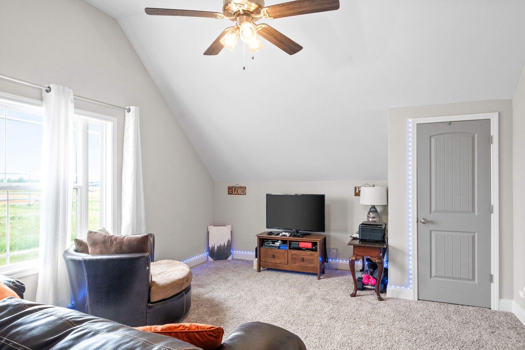 Image 30 of 47 For 2399 53rd Avenue Road