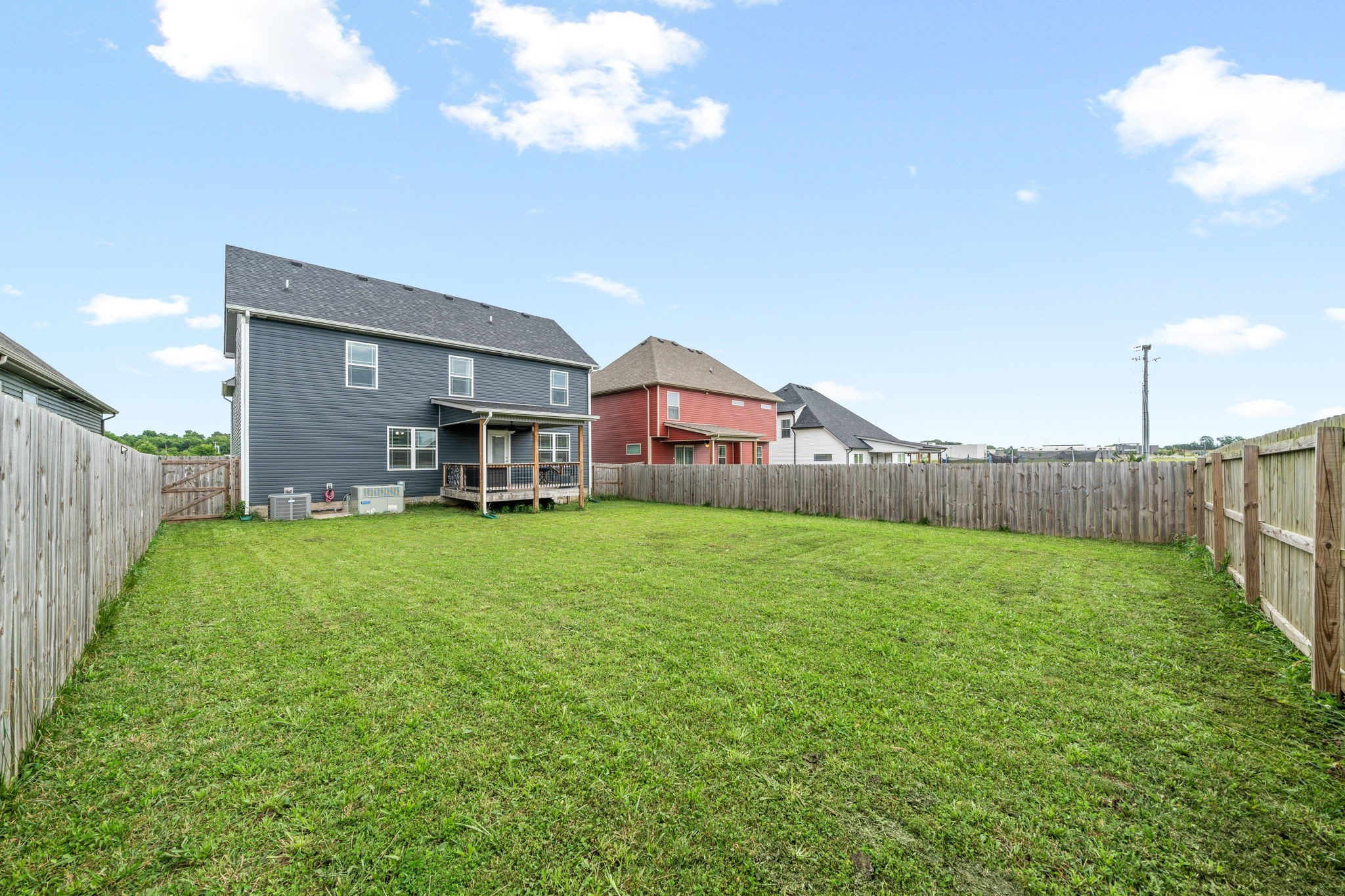 Image 36 of 47 For 2399 53rd Avenue Road