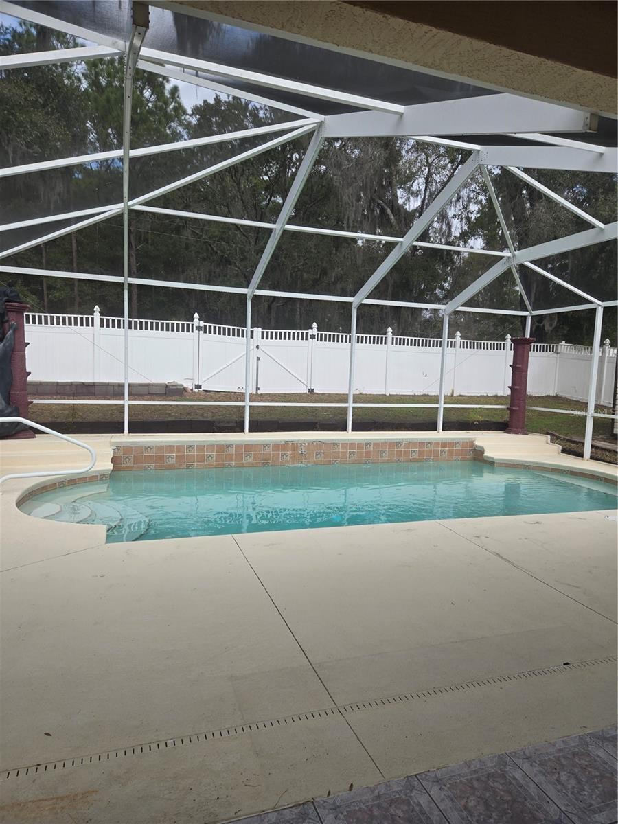 Image 17 of 17 For 2637 27th Street