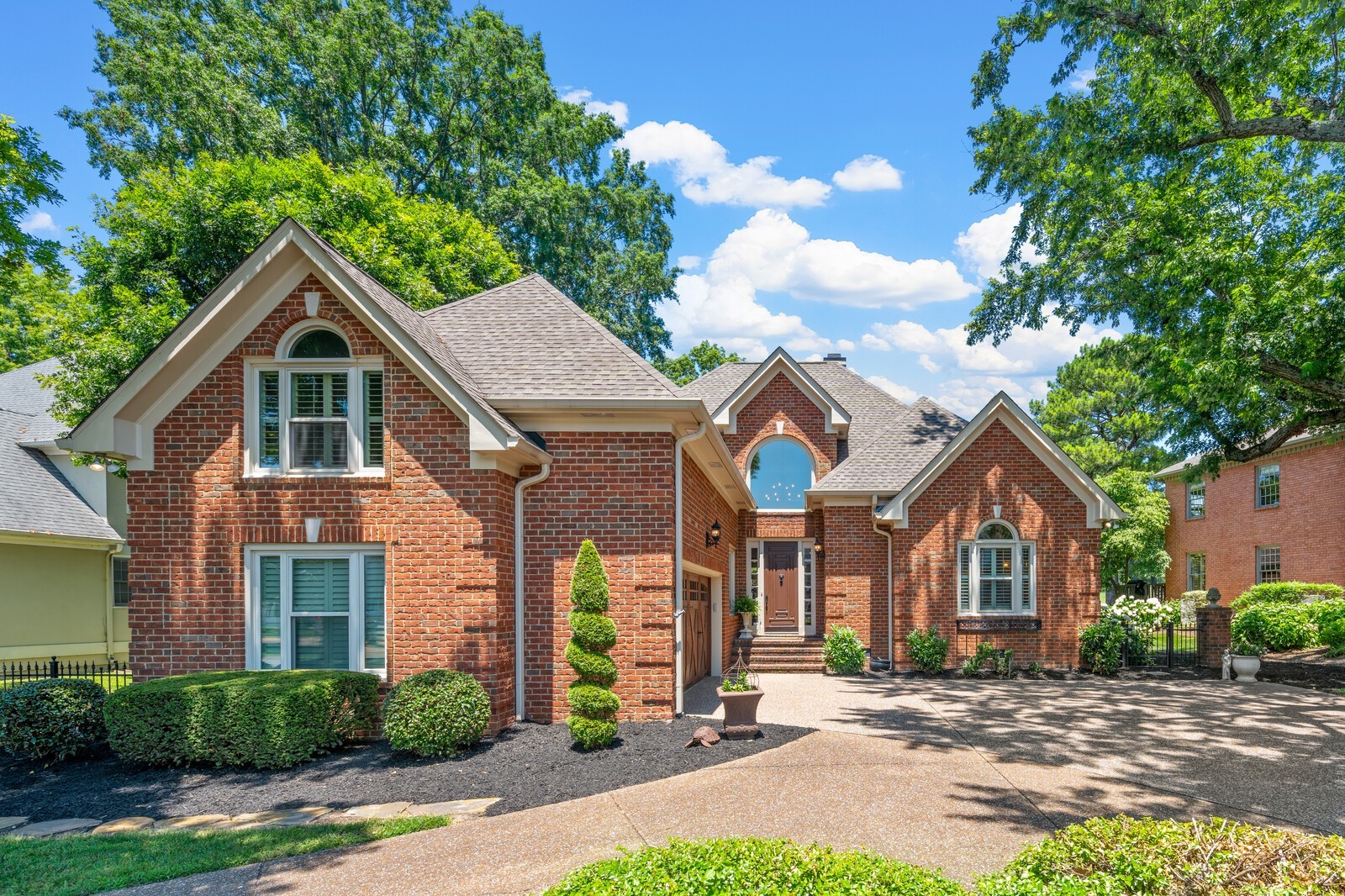 Details for 5006 Country Club Dr, Brentwood, TN 37027