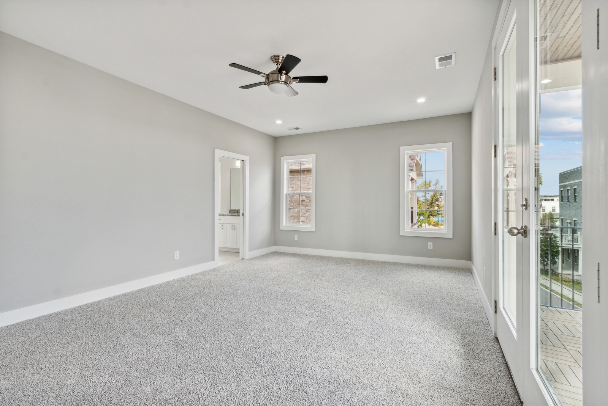 Image 19 of 77 For 5383 48th Place