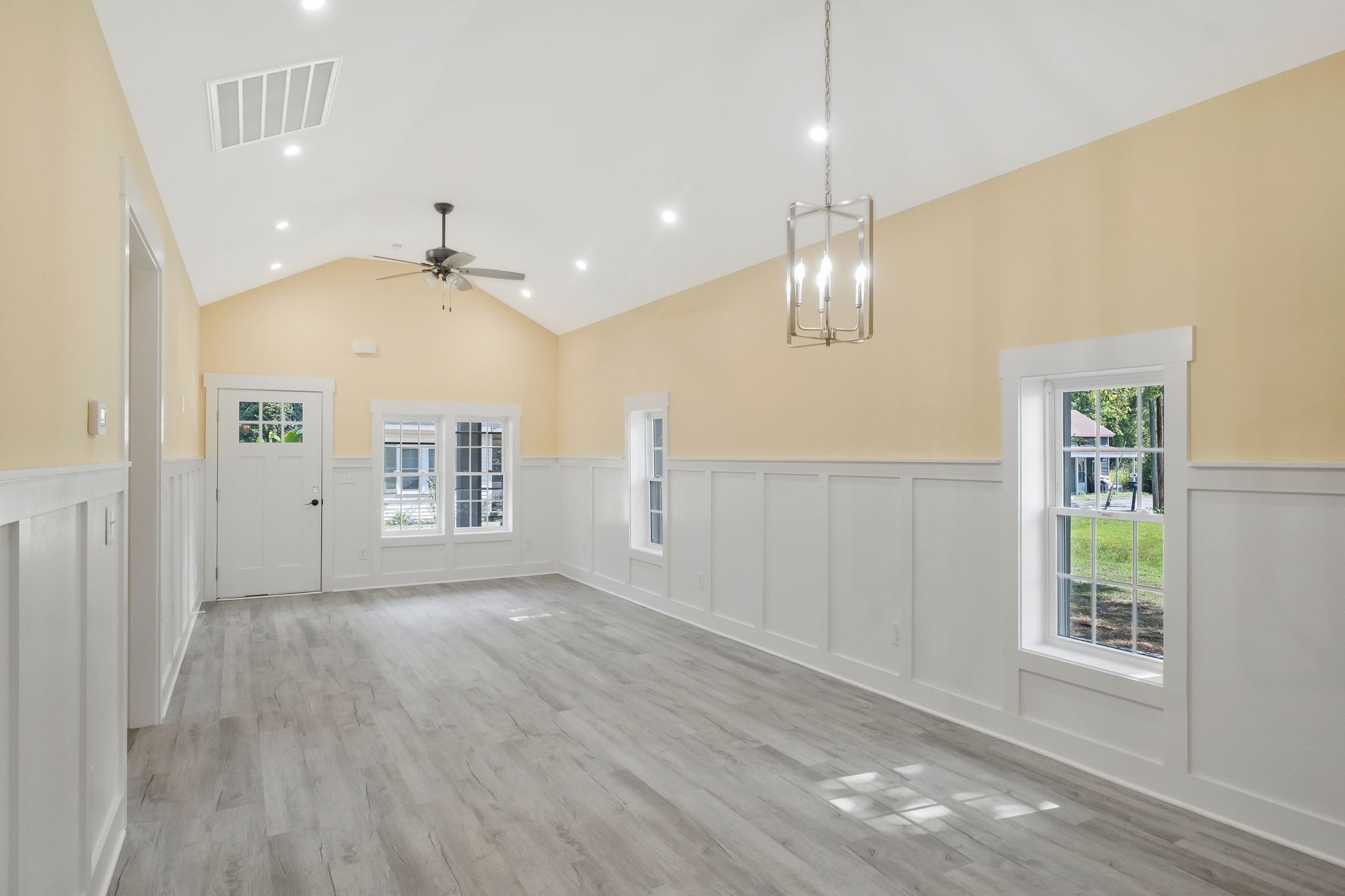 Image 11 of 30 For 9987 39th Terrace