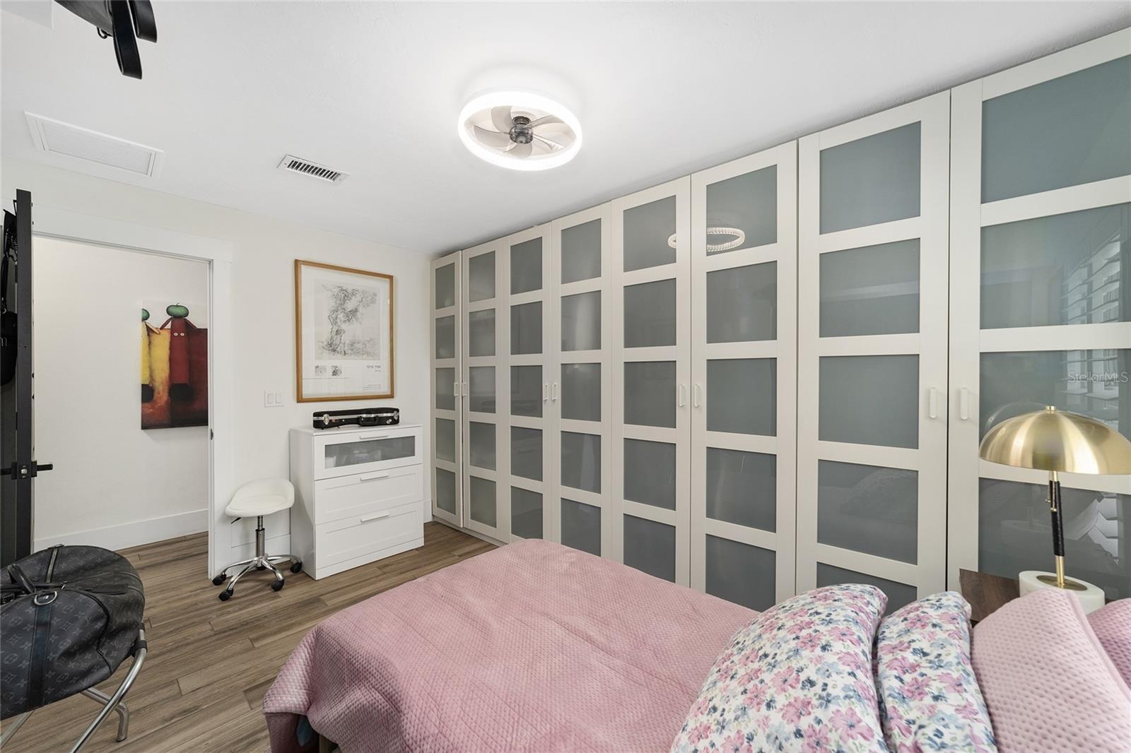 Image 32 of 91 For 9500 193rd Street